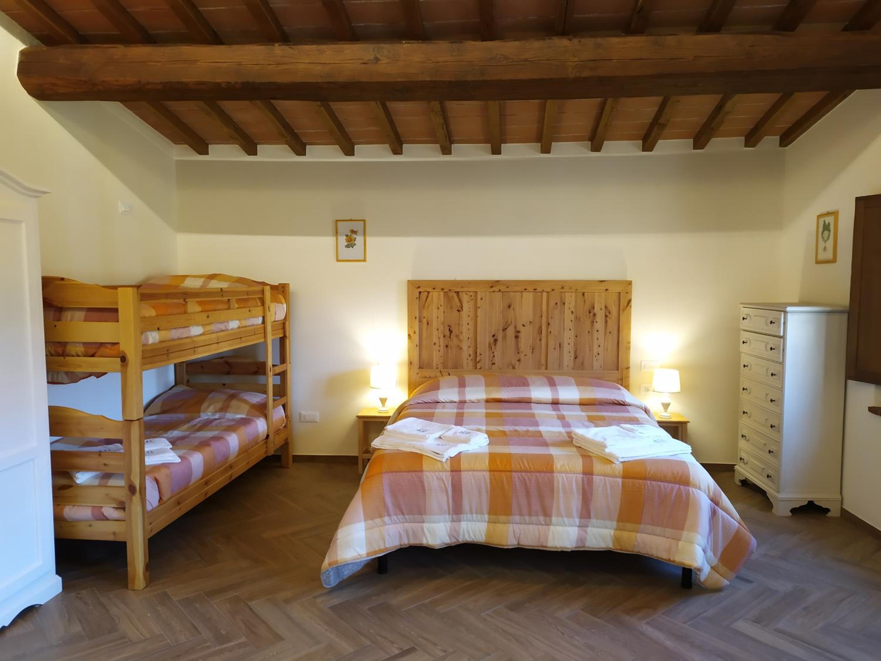 Triple Room with Private Bathroom photo 3