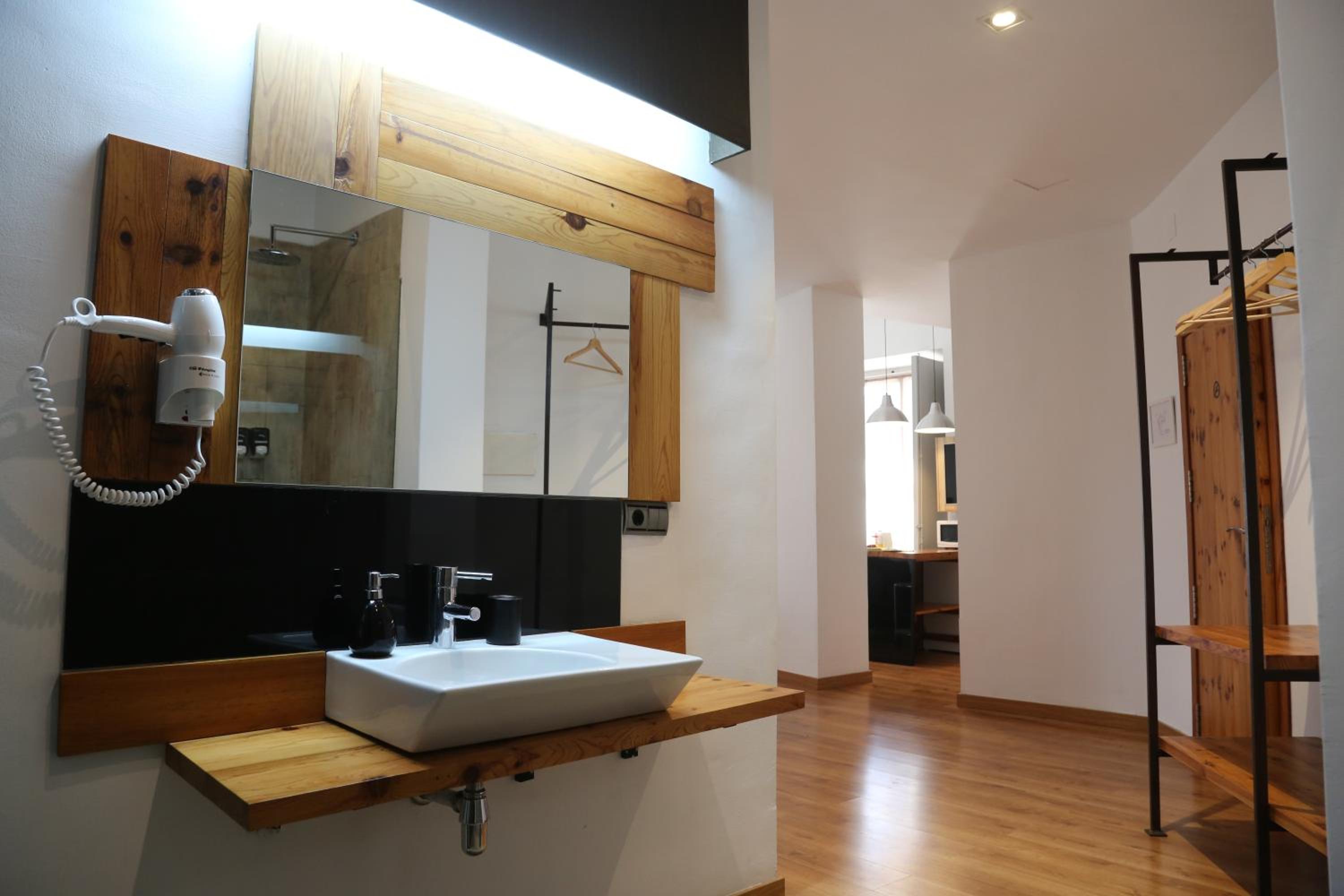 Deluxe Apartment - Photo 15