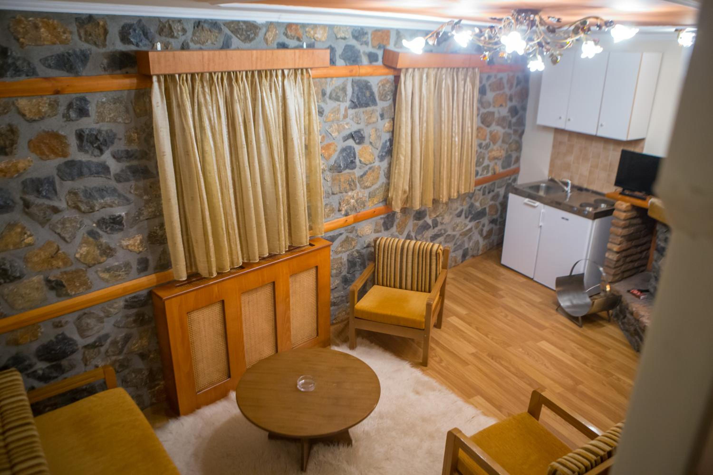 Maisonette photo 3