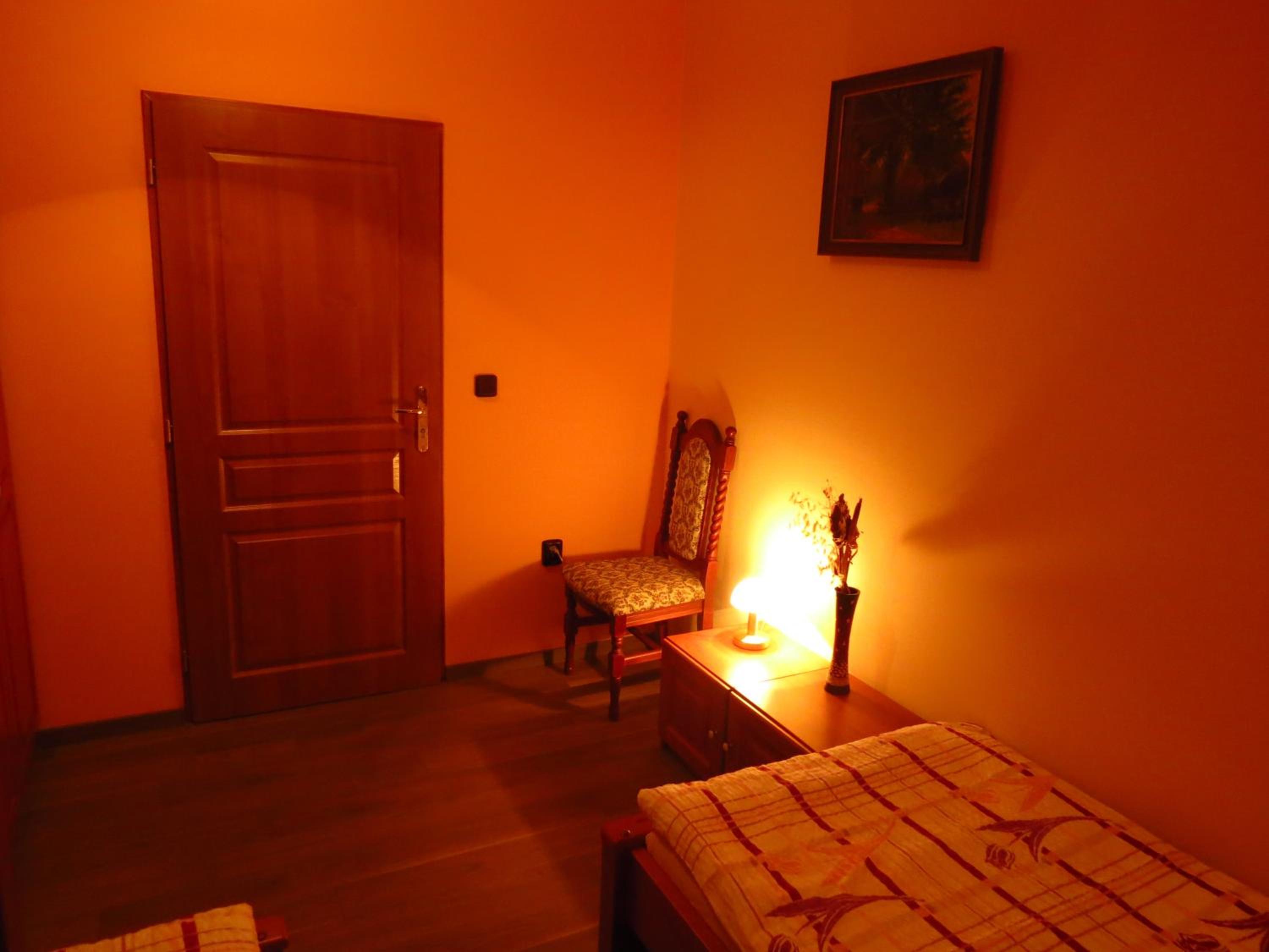 Twin Room with Shared Bathroom photo 2