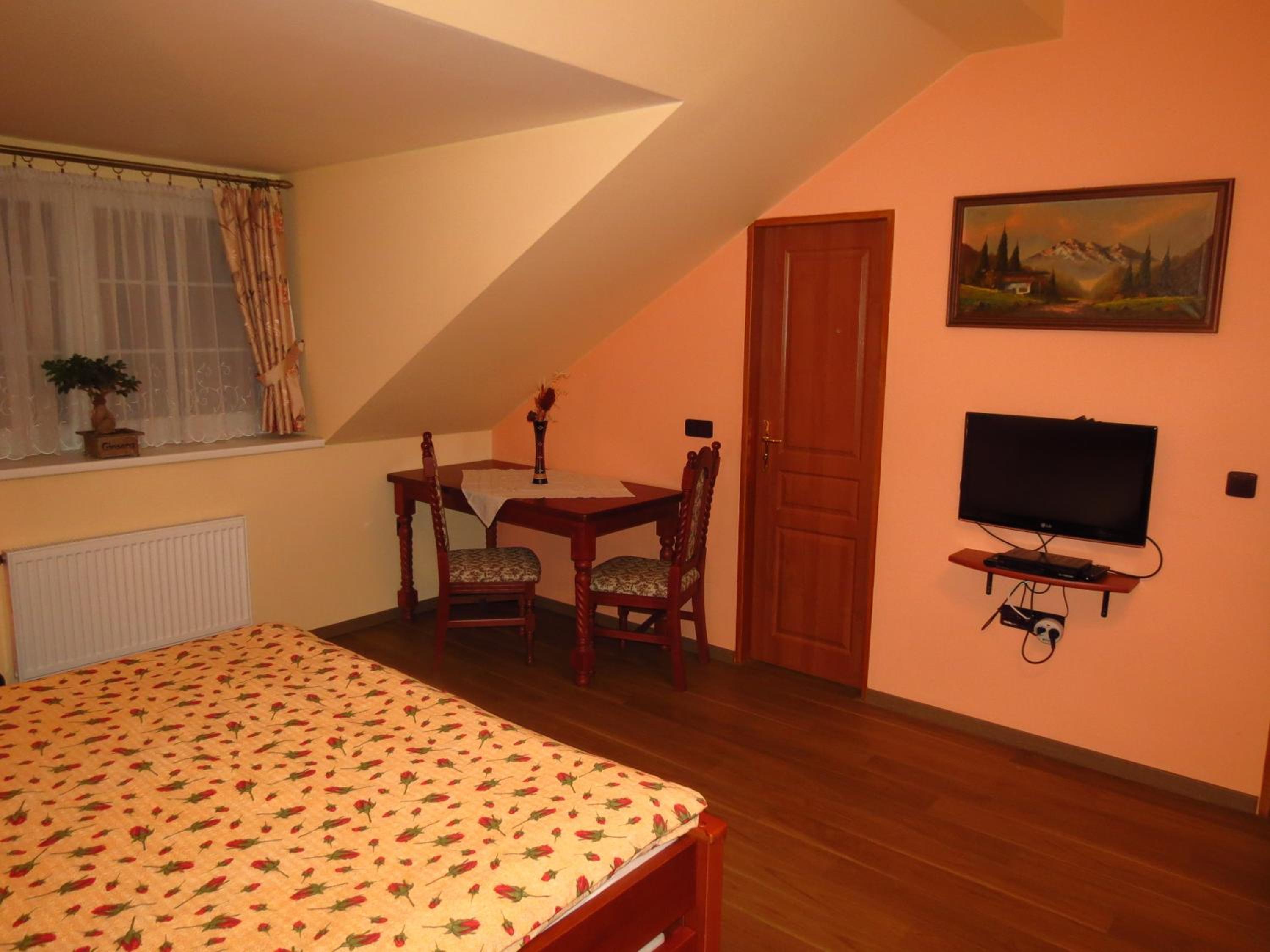 Double Room with Private Bathroom photo 1