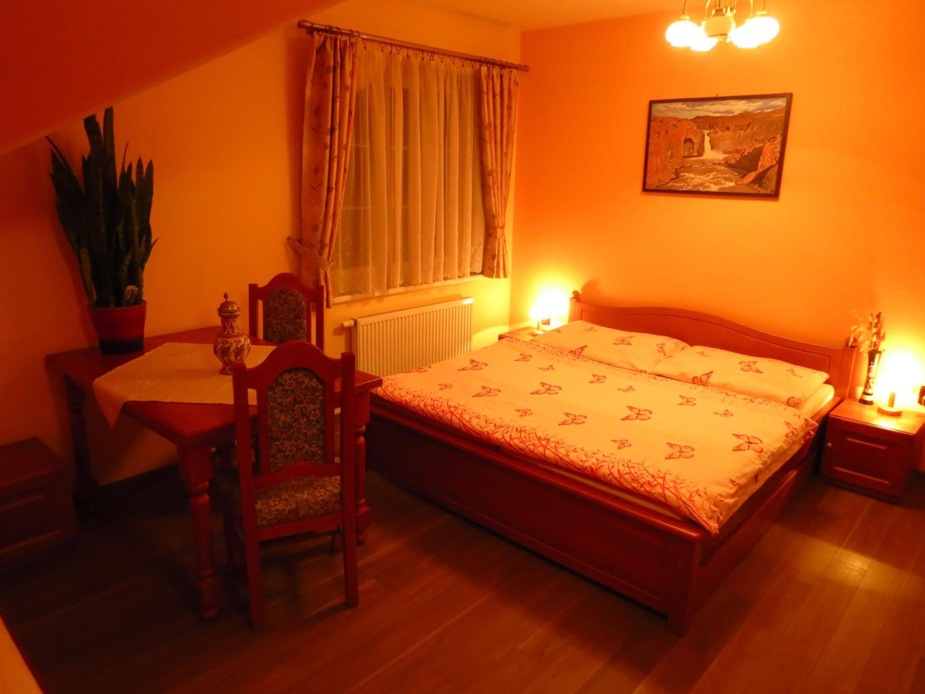 Triple Room with Private Bathroom photo 1