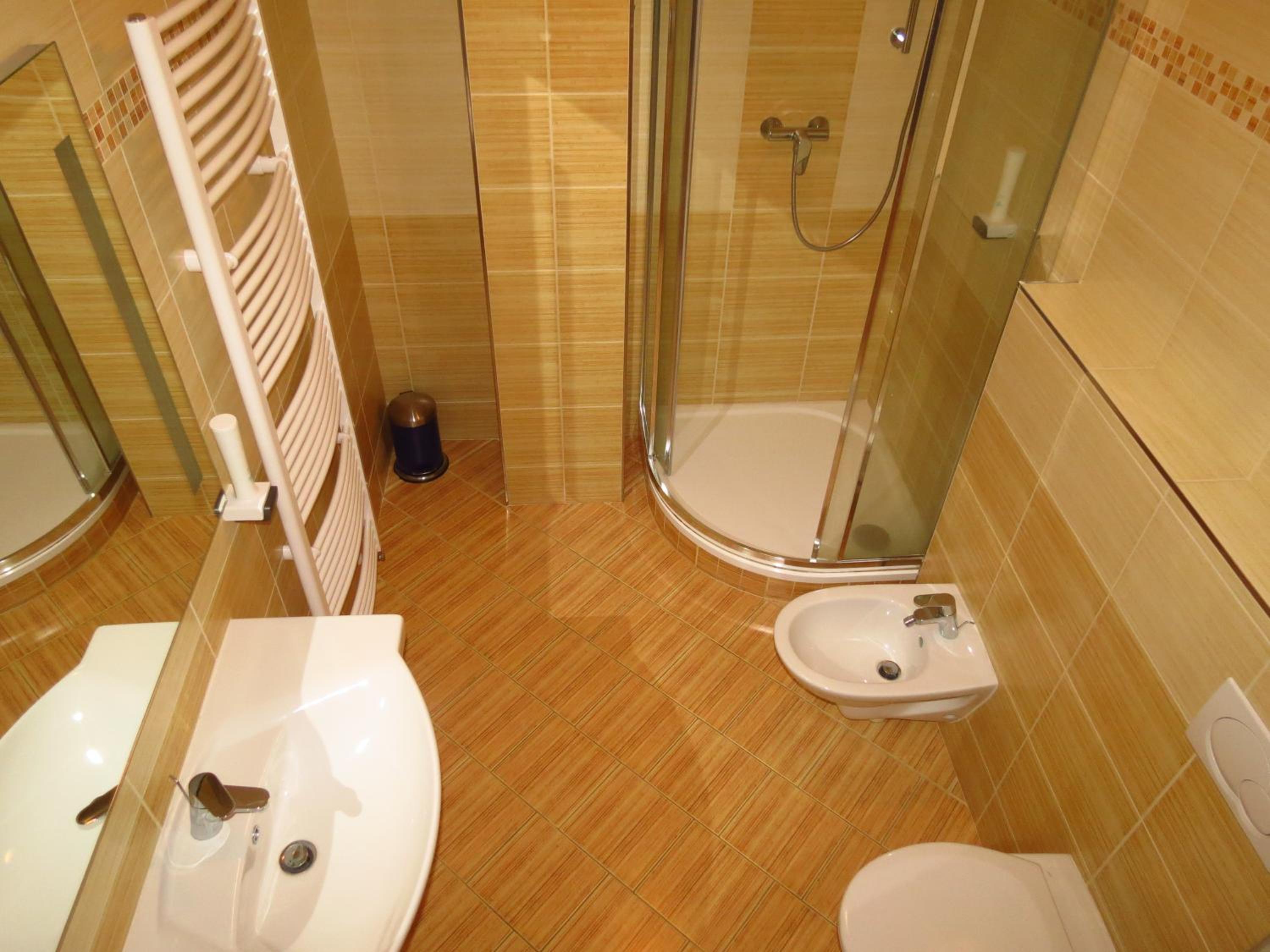 Triple Room with Private Bathroom photo 3