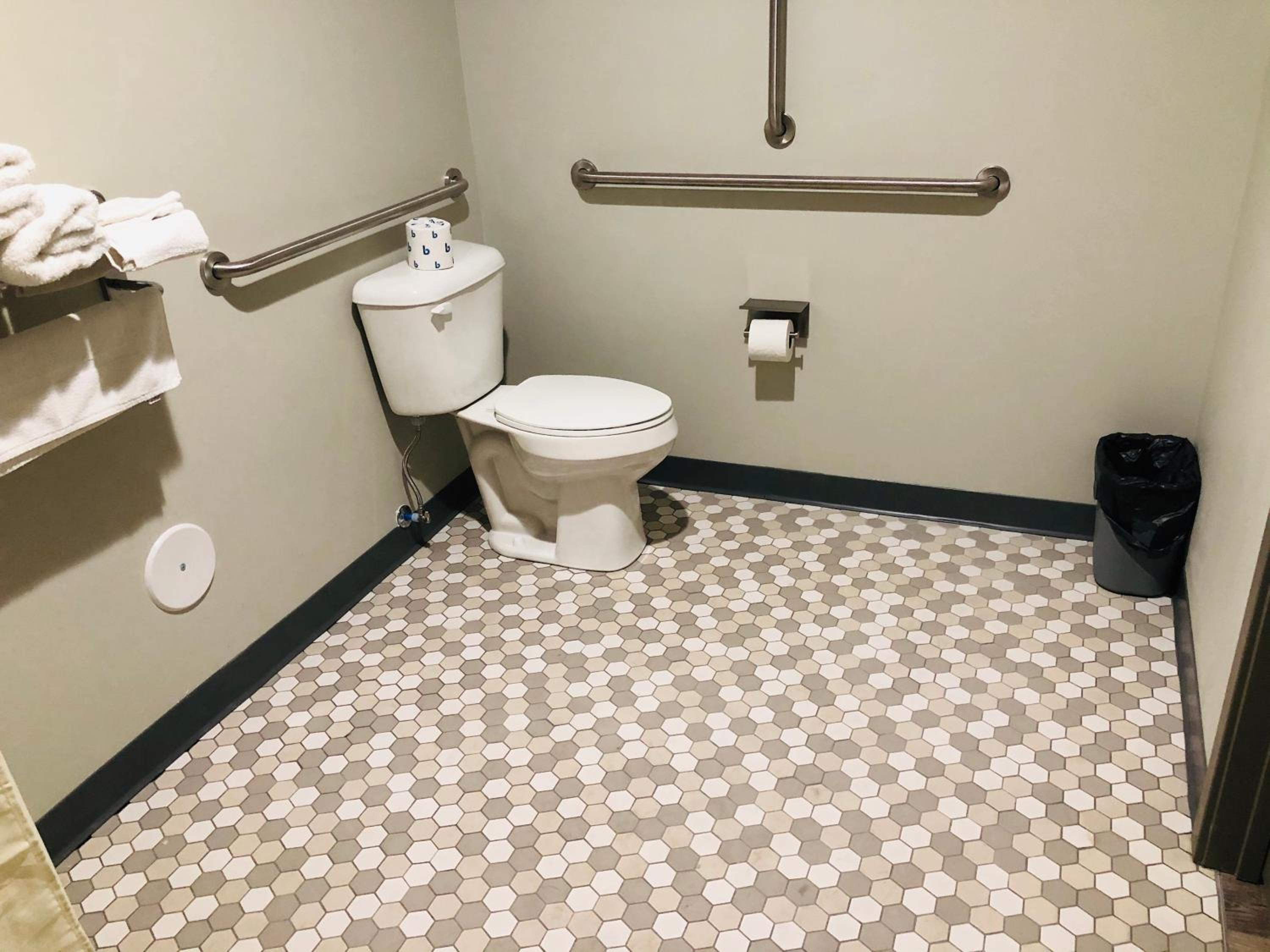 King Room with - Disability Access/Non-Smoking photo 2