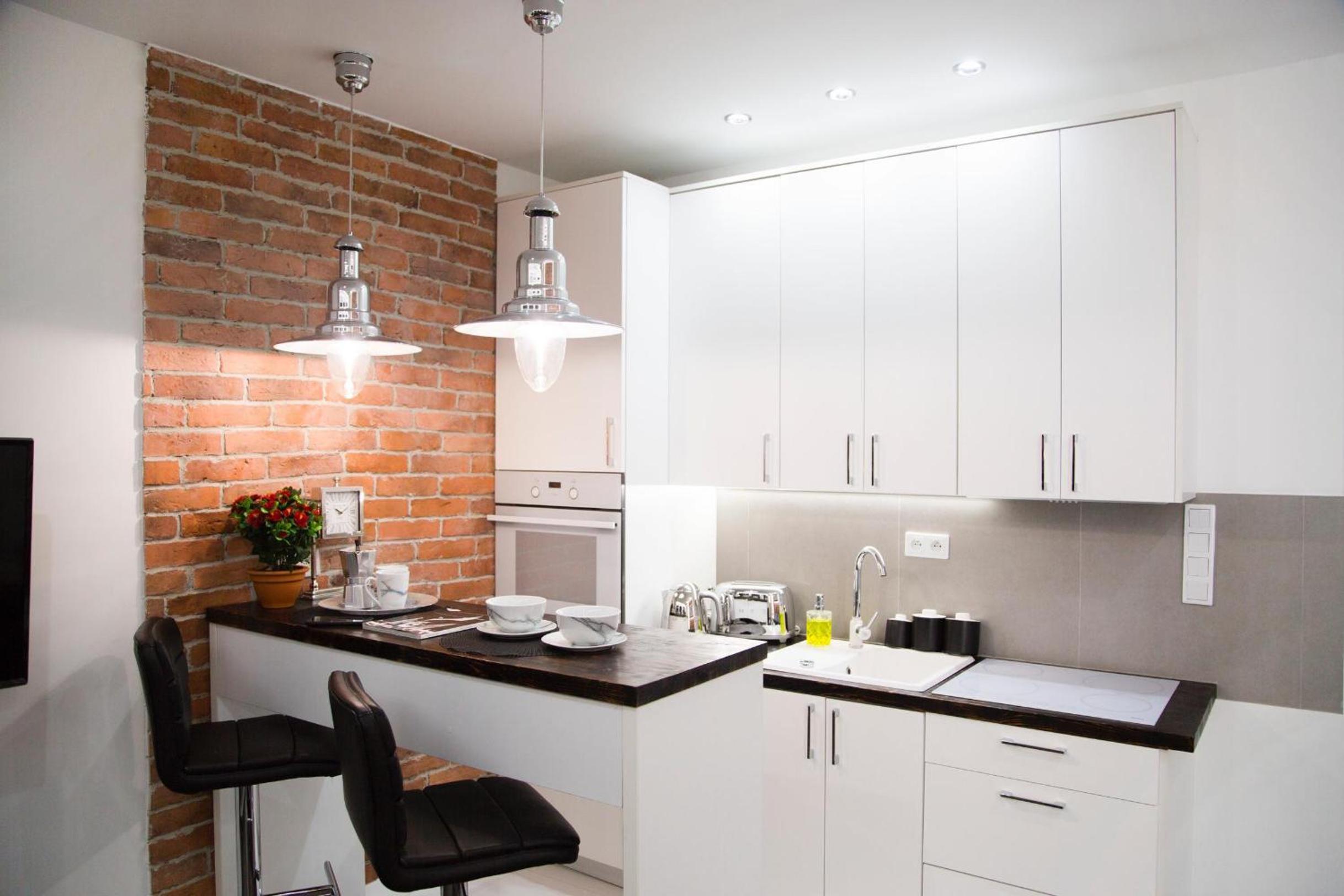 One-Bedroom Apartment - Photo 6