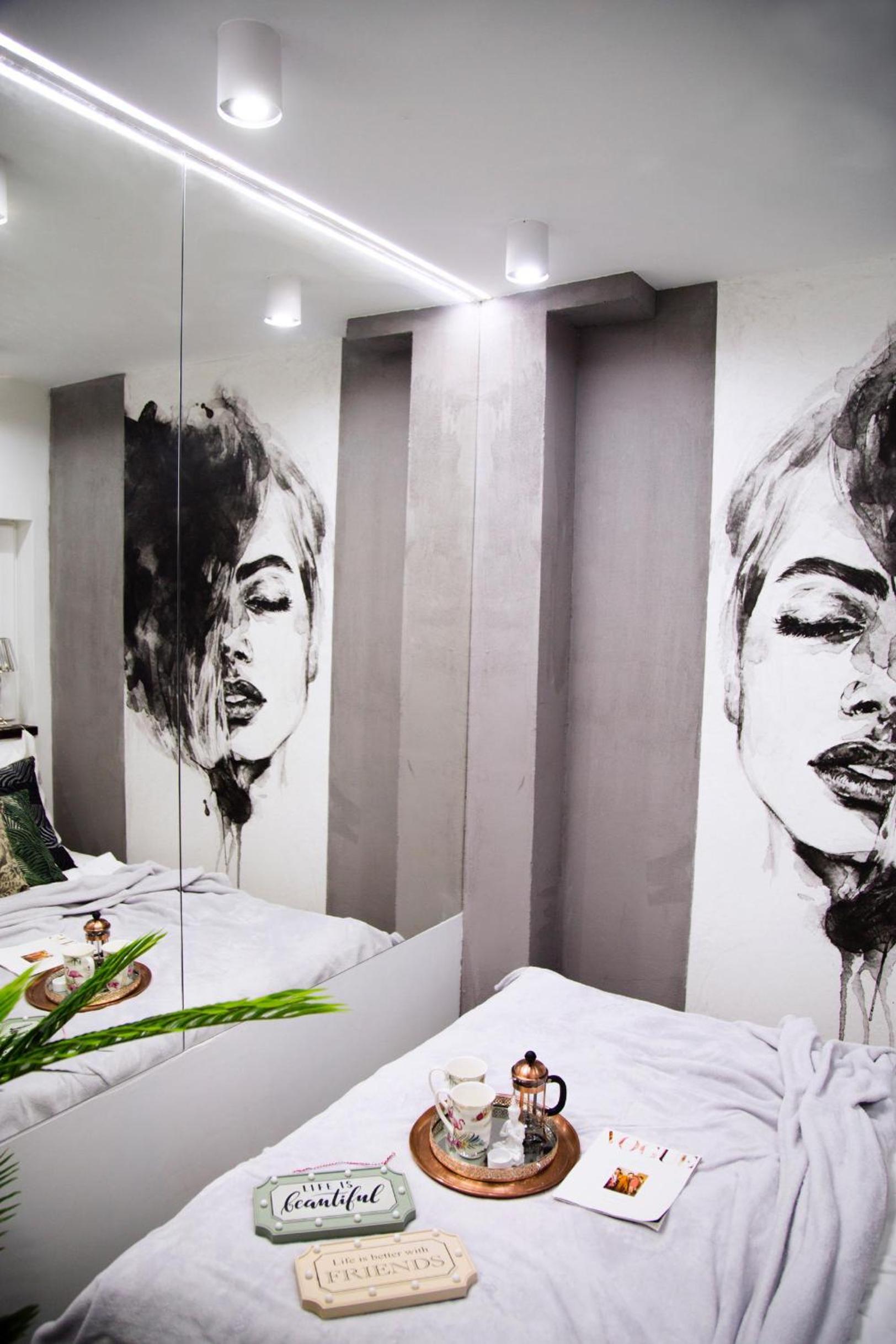 One-Bedroom Apartment - Photo 10