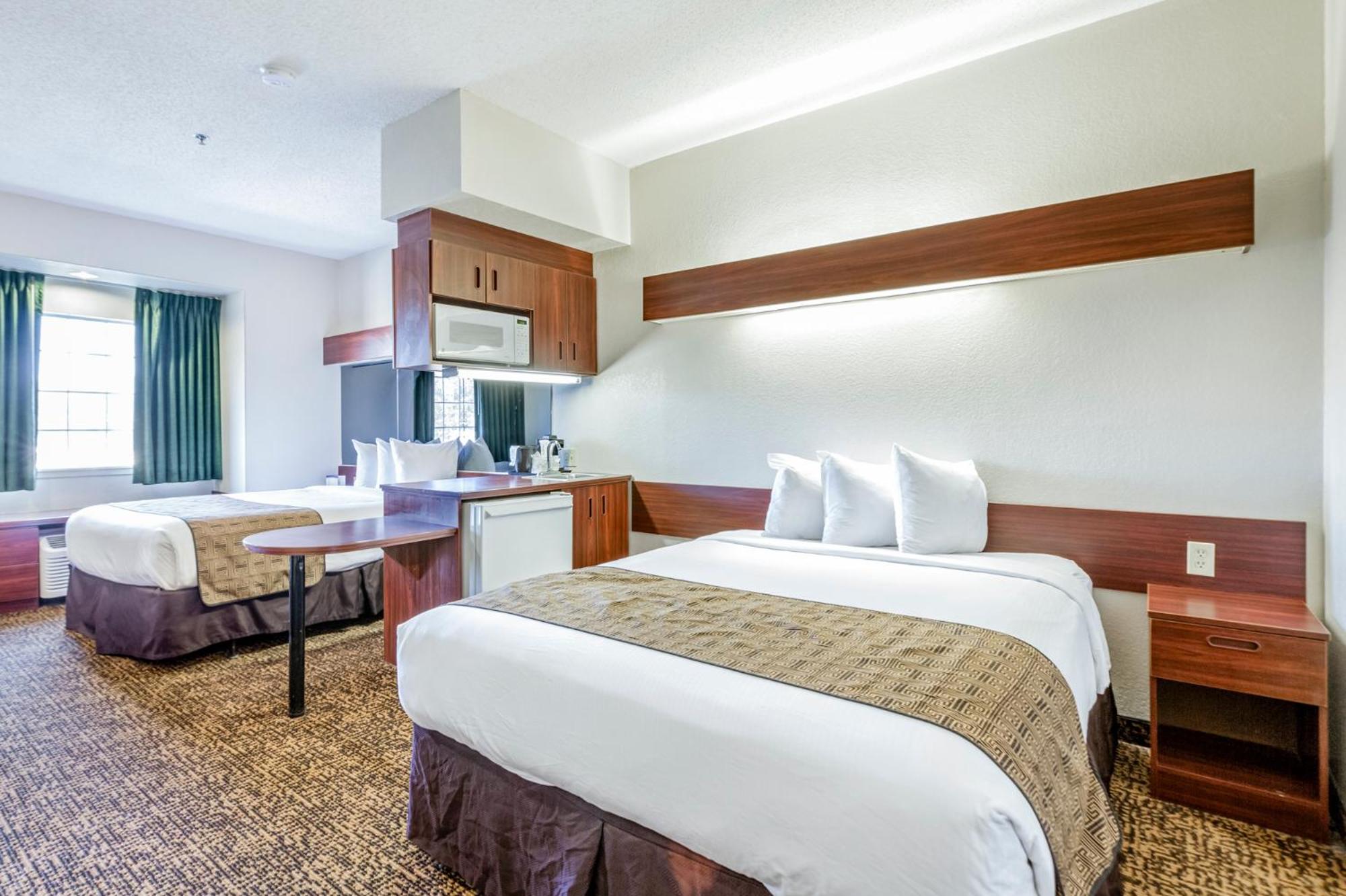 Premium 2 Queen Bed - Photo 1