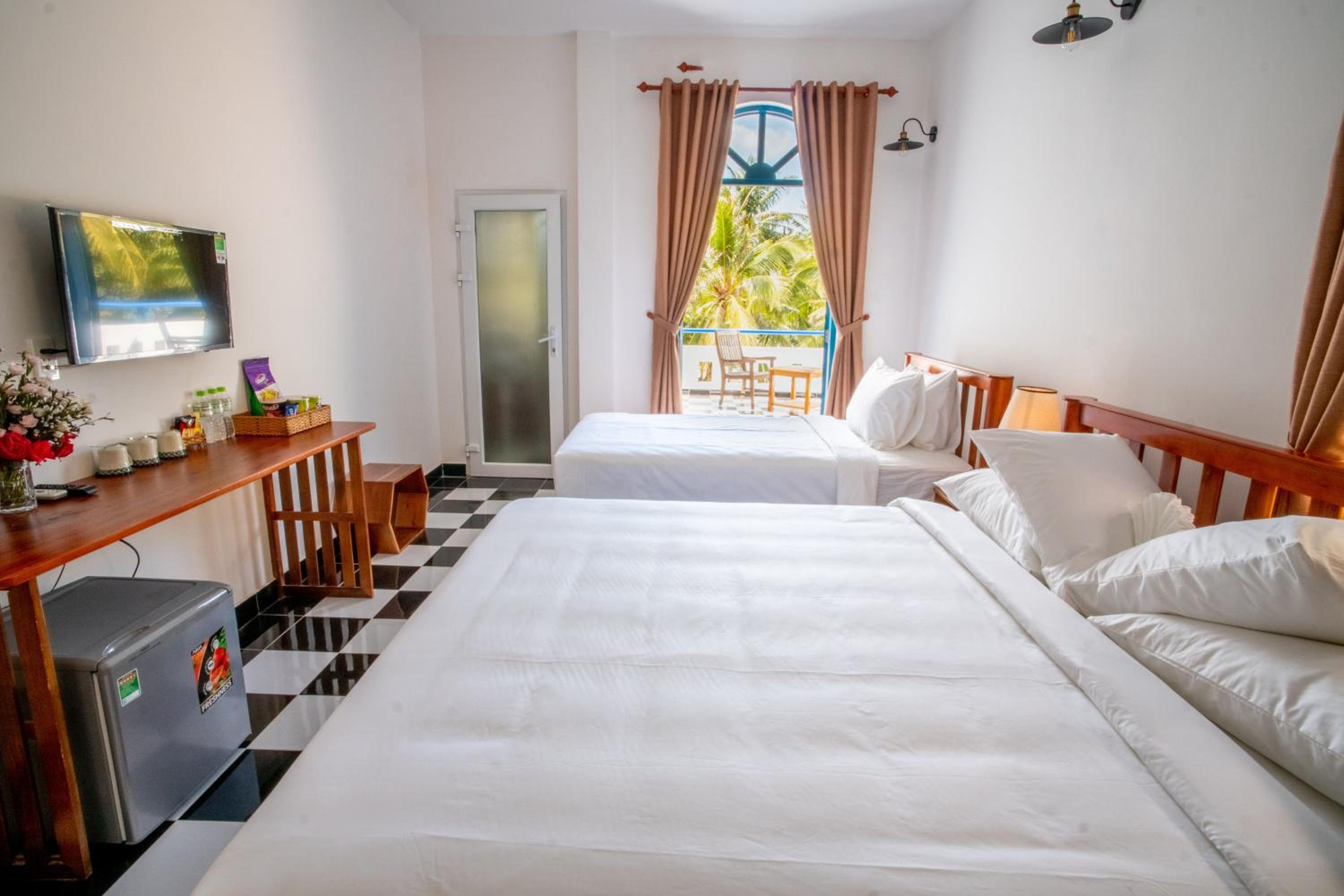 Deluxe Family Suite