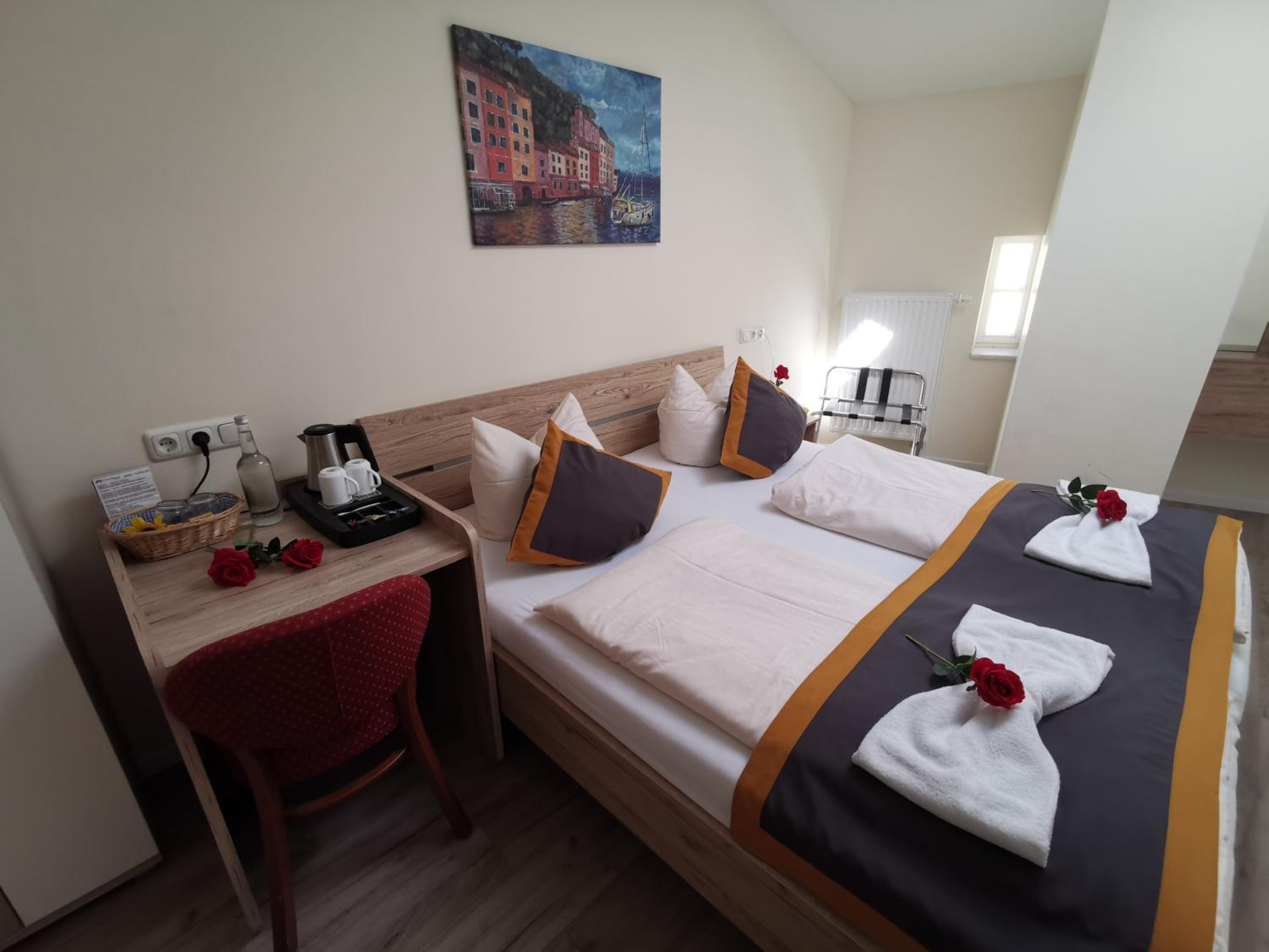 Standard Double Room photo 3