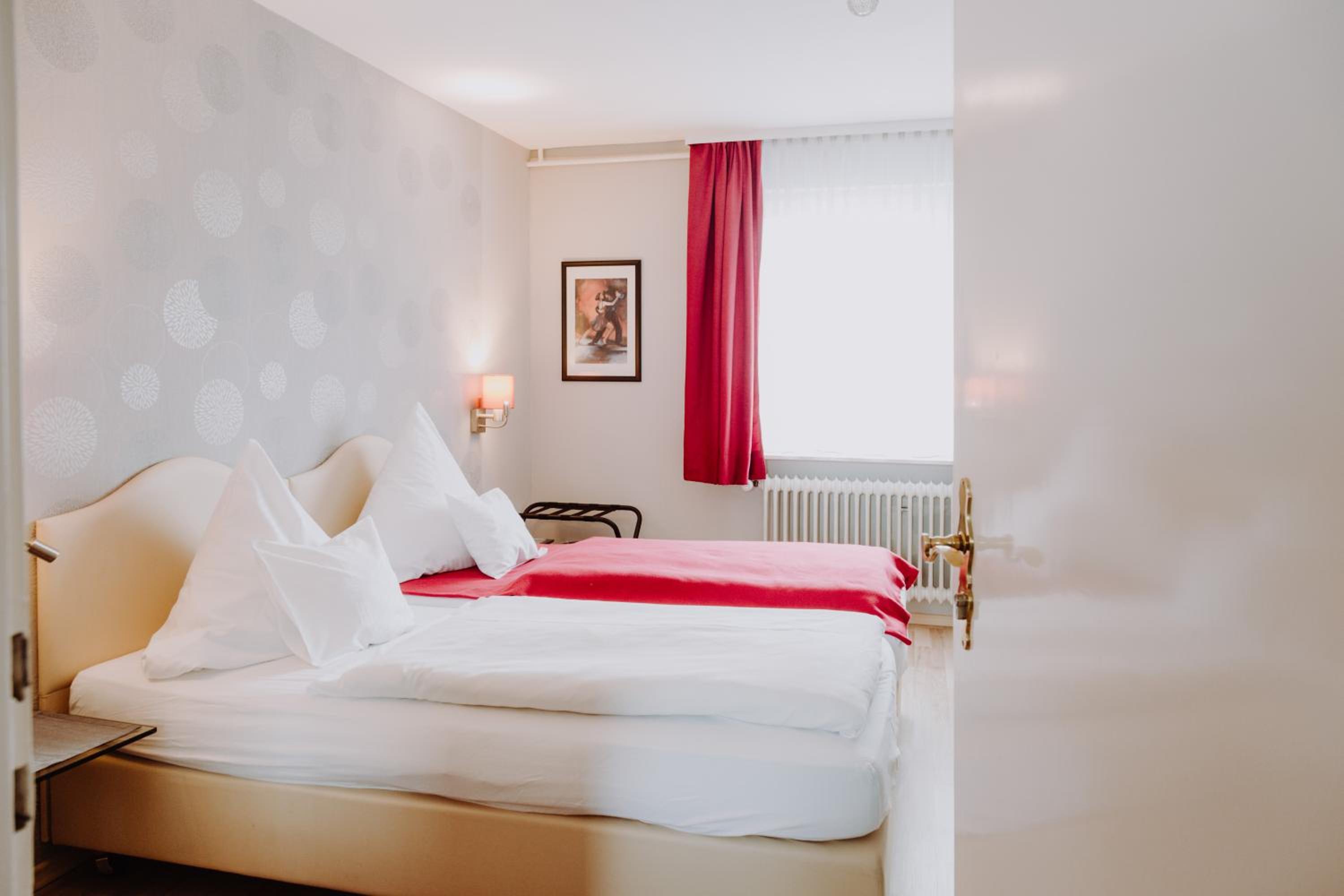 Economy Single Room