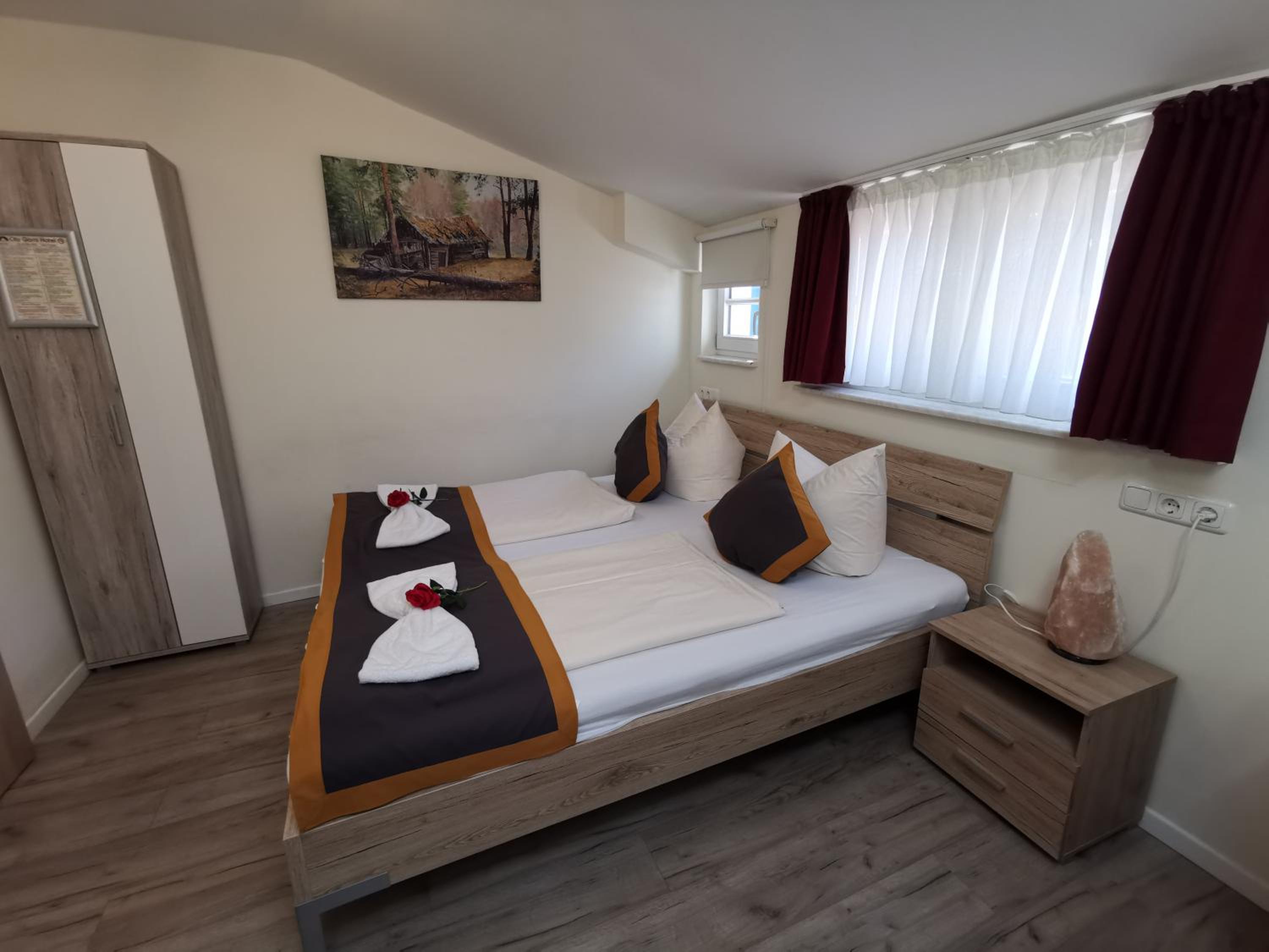 Small Double Room photo 2