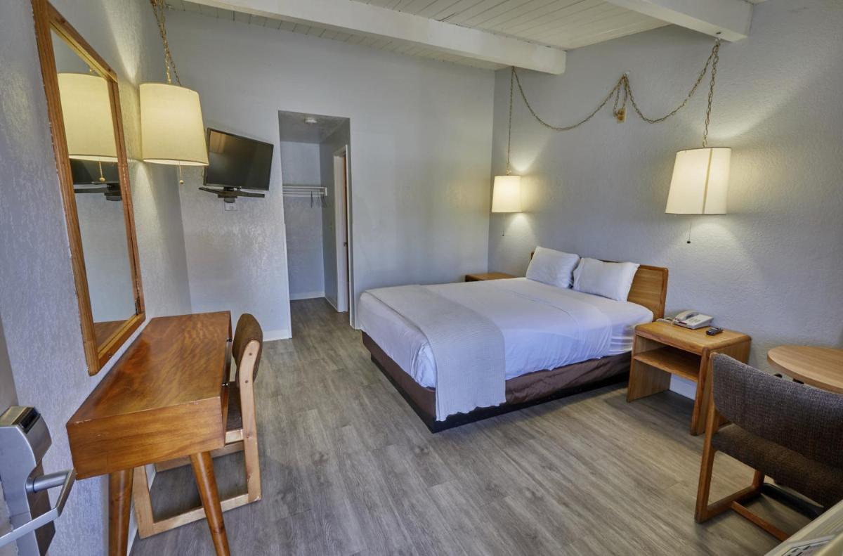 Superior Queen Room photo 1