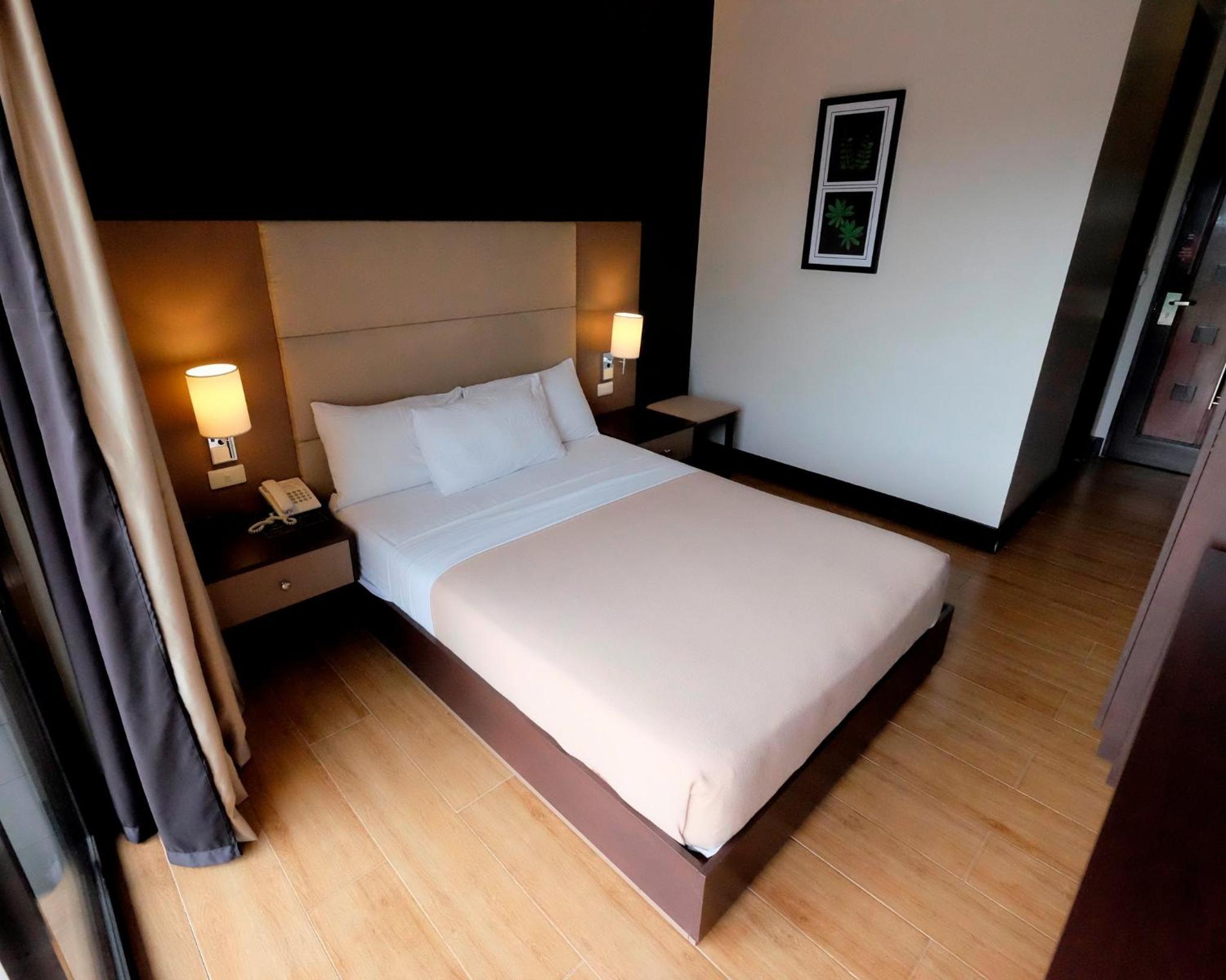 Deluxe Single Room