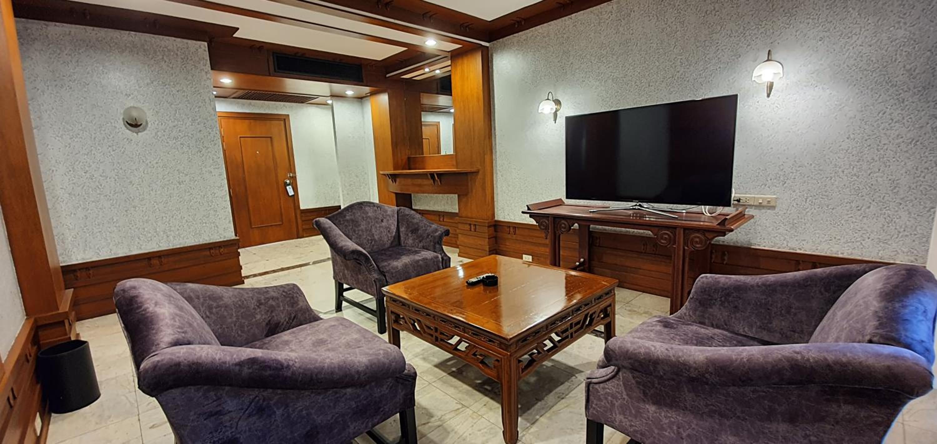 Junior Suite with Sea View thumbnail 6