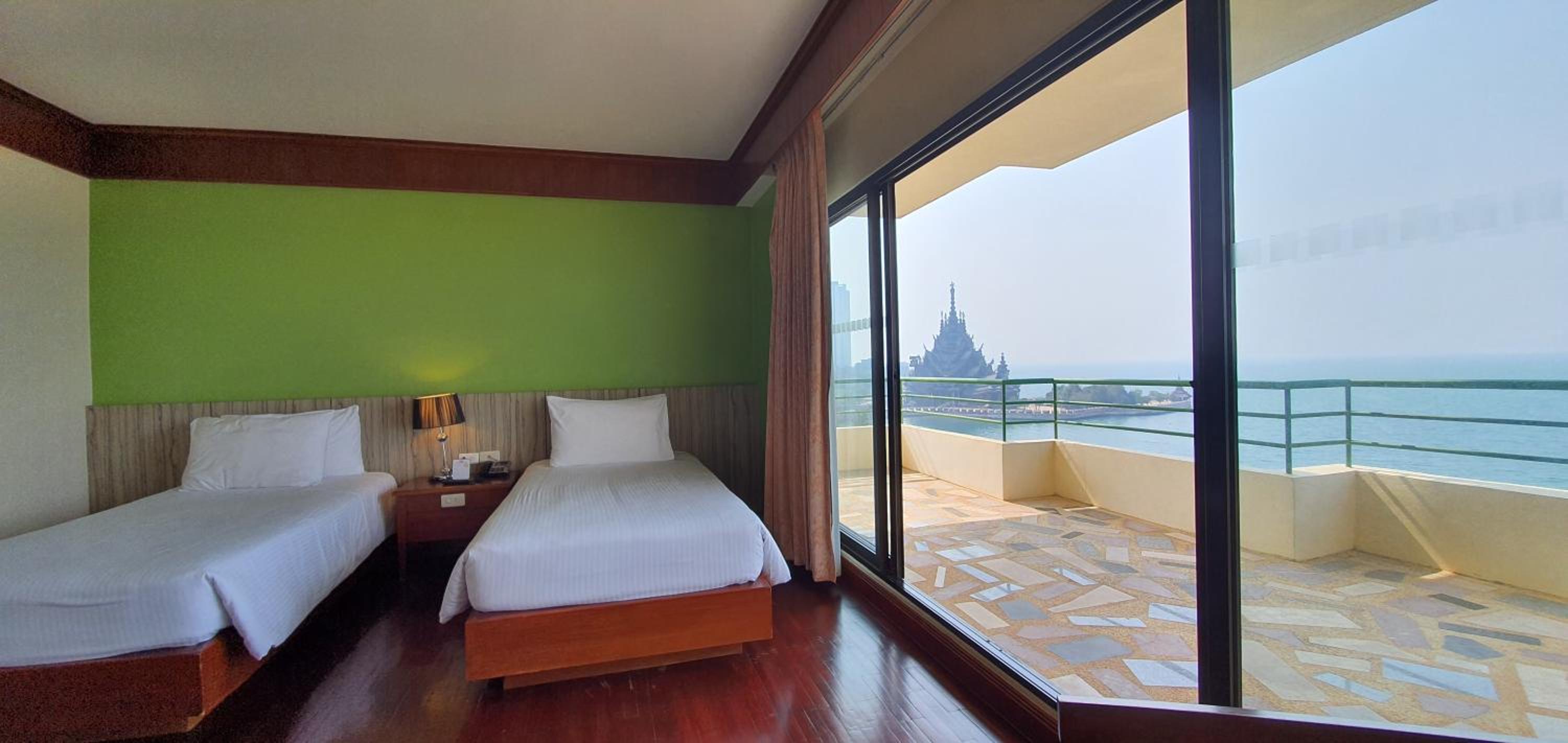 Two-Bedroom Suite