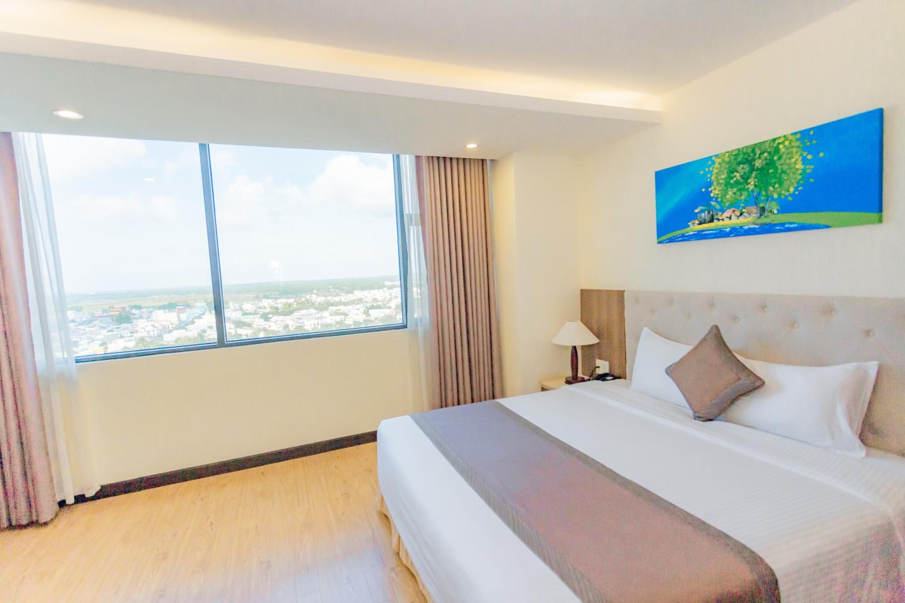 Executive Suite photo 2