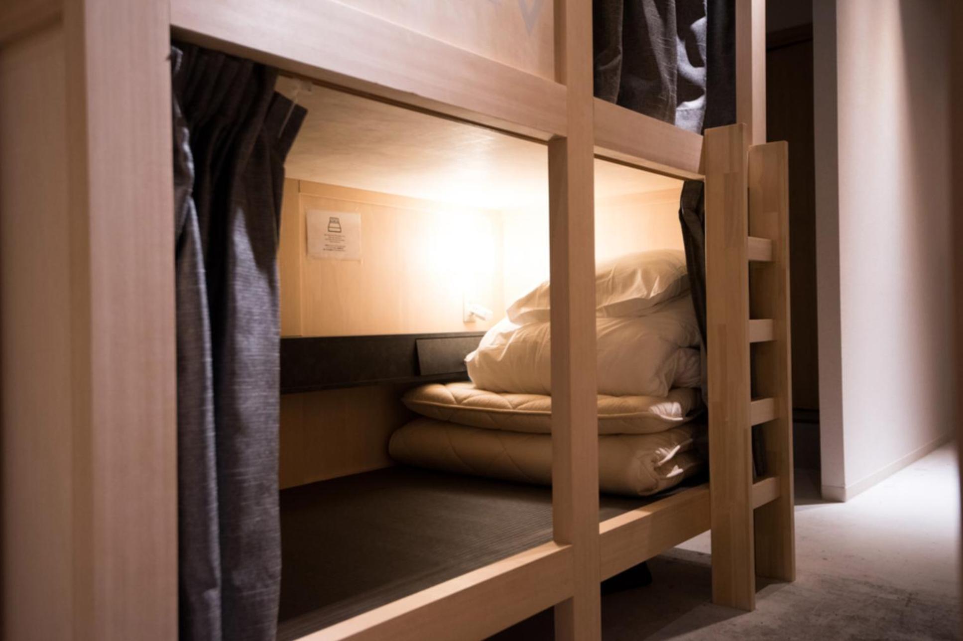 Bunk Bed in 8-Bed Female Dormitory Room   photo 1