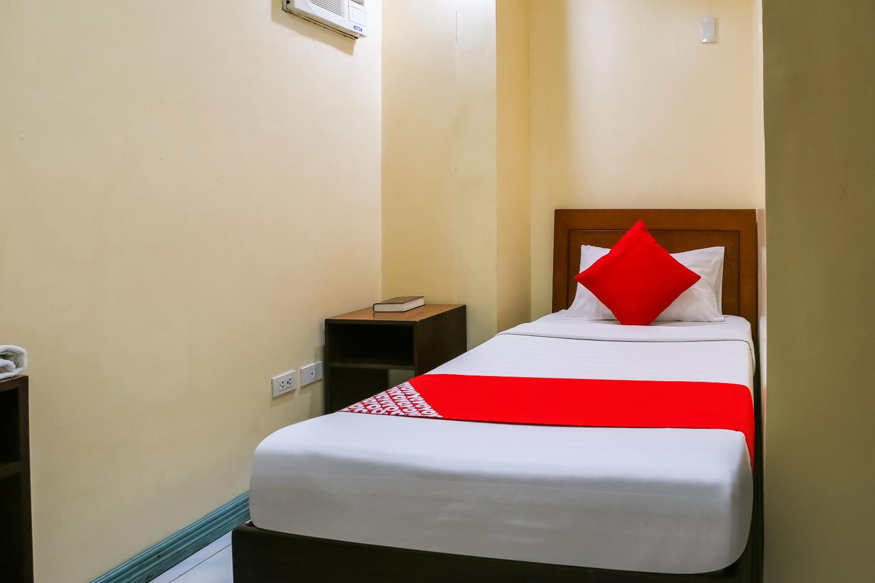 Standard Single Room photo 2