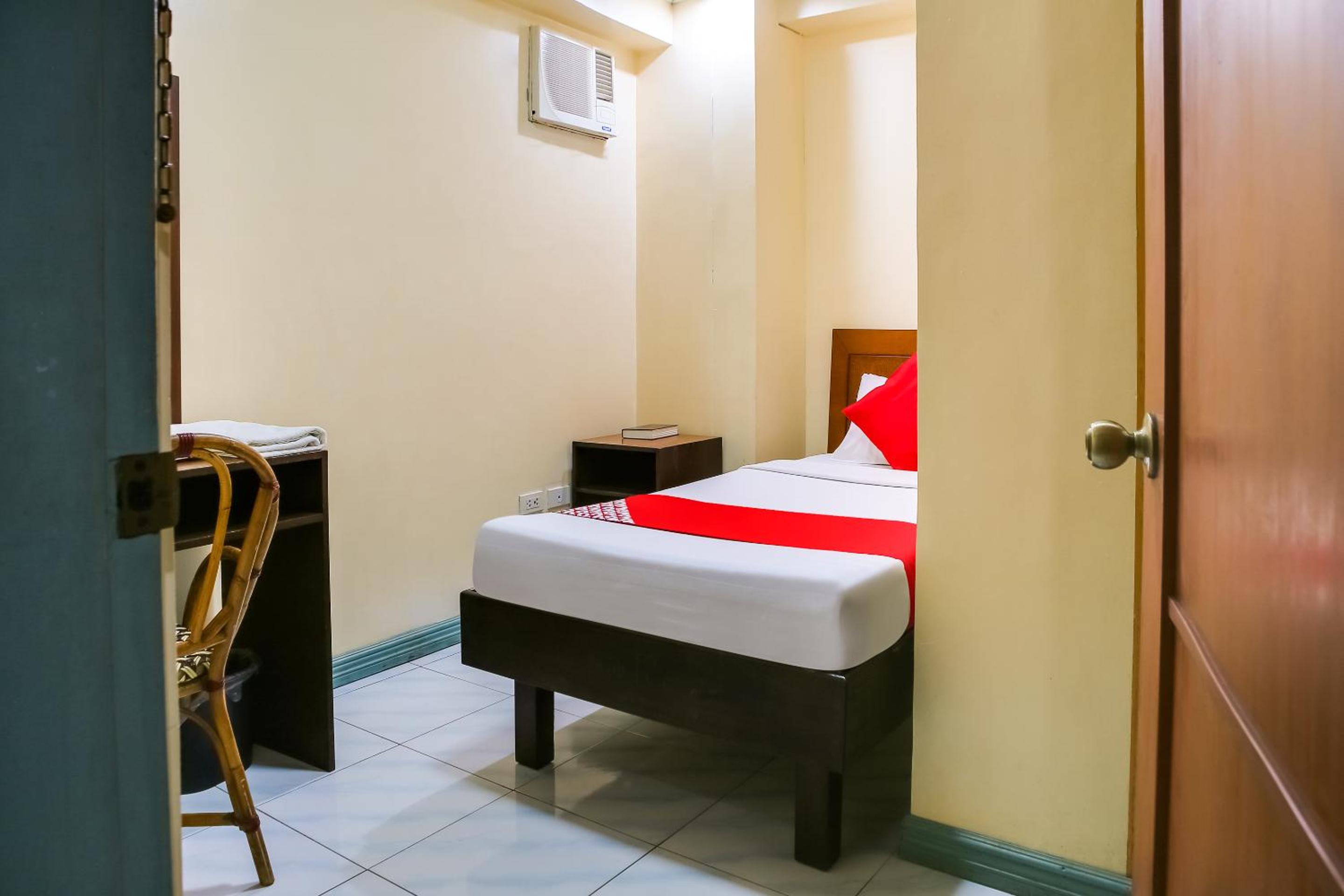 Standard Single Room photo 3