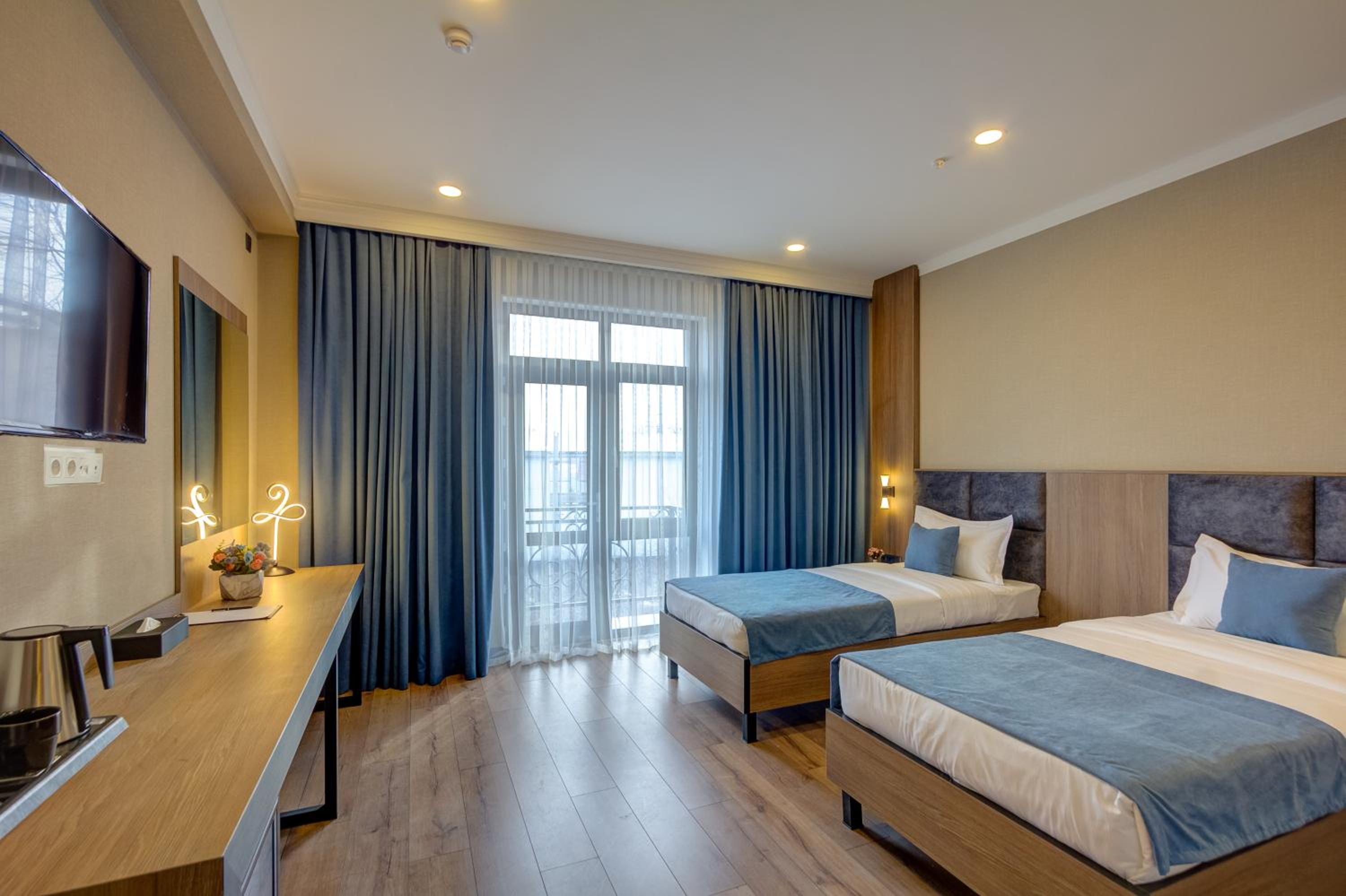 Superior Twin Room - Photo 2
