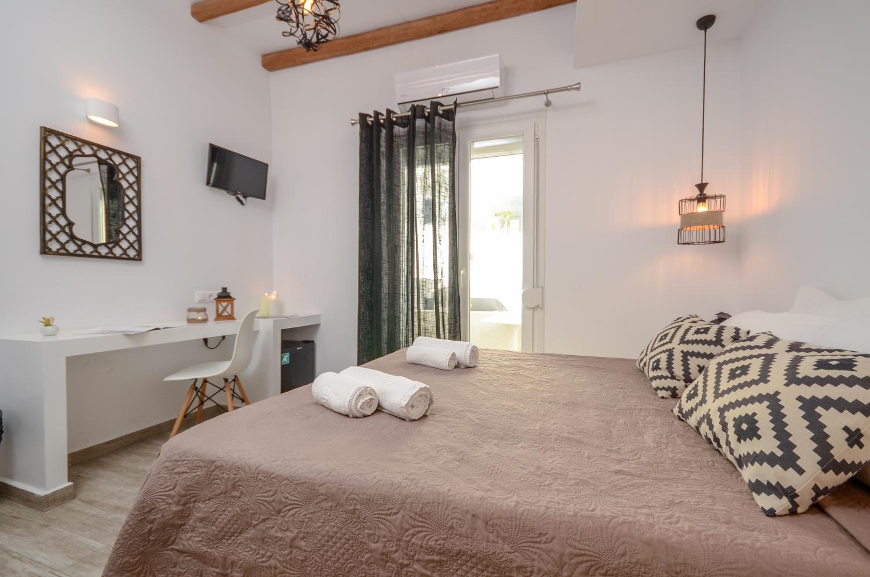 Double Room - Photo 4