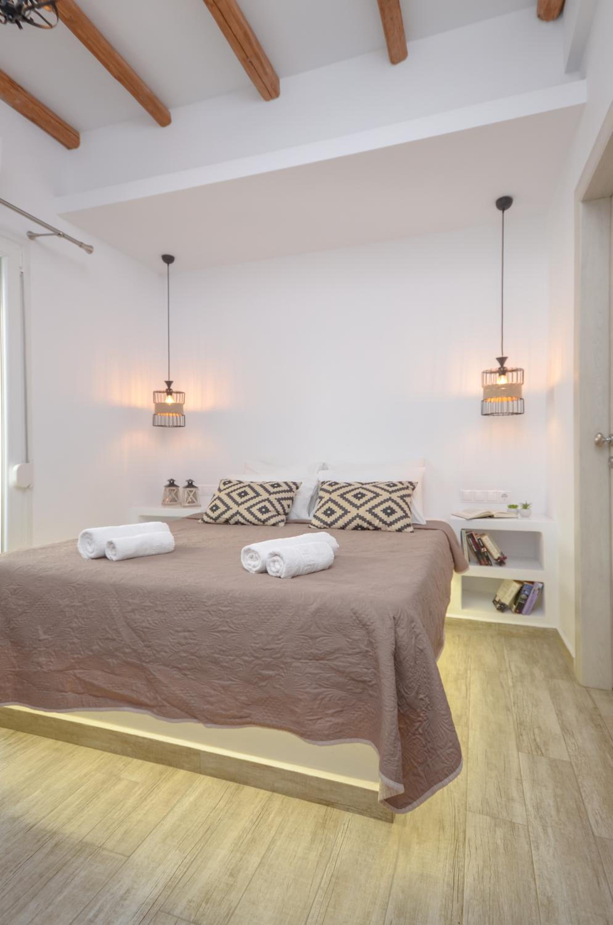 Double Room - Photo 3