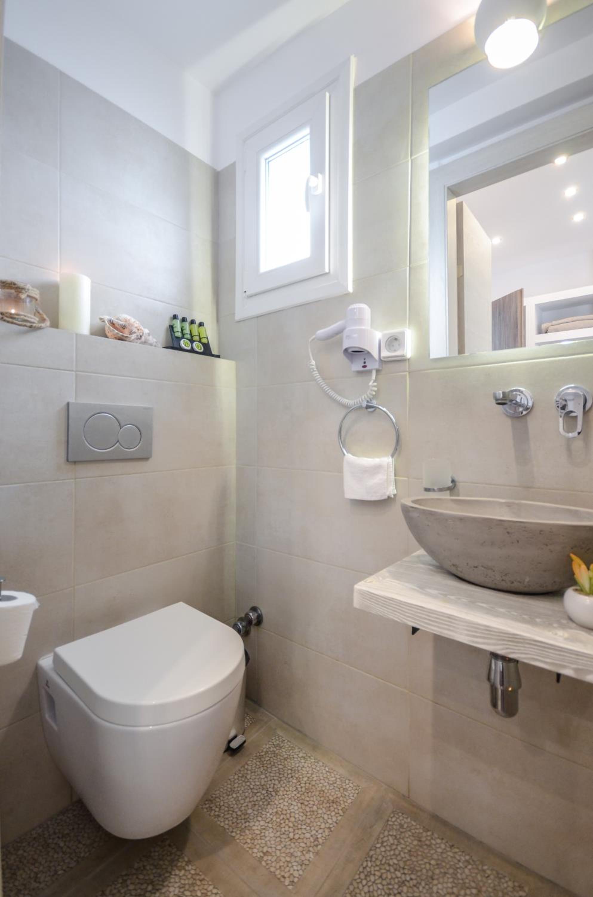Double Room - Photo 19
