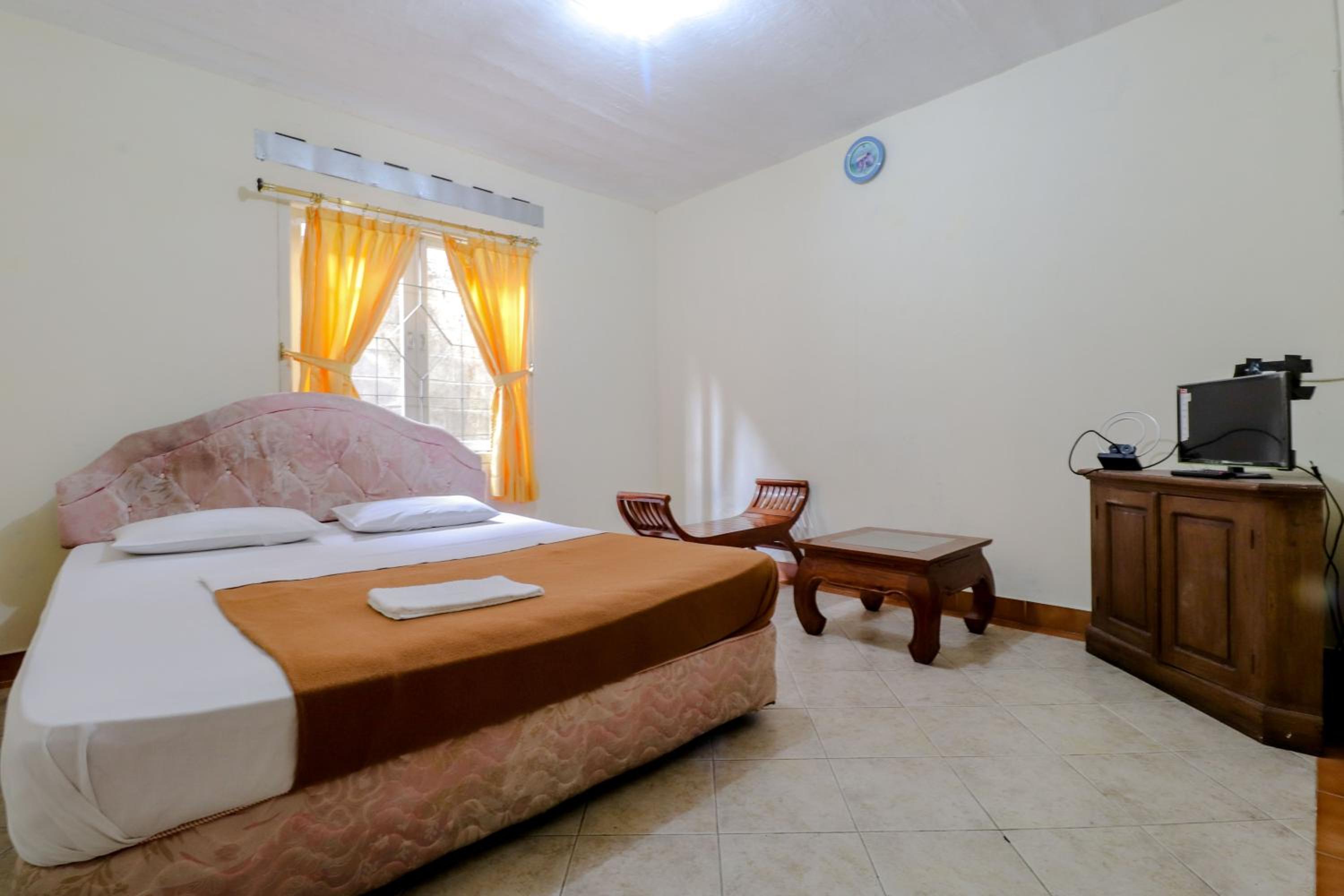 Economy Double Room