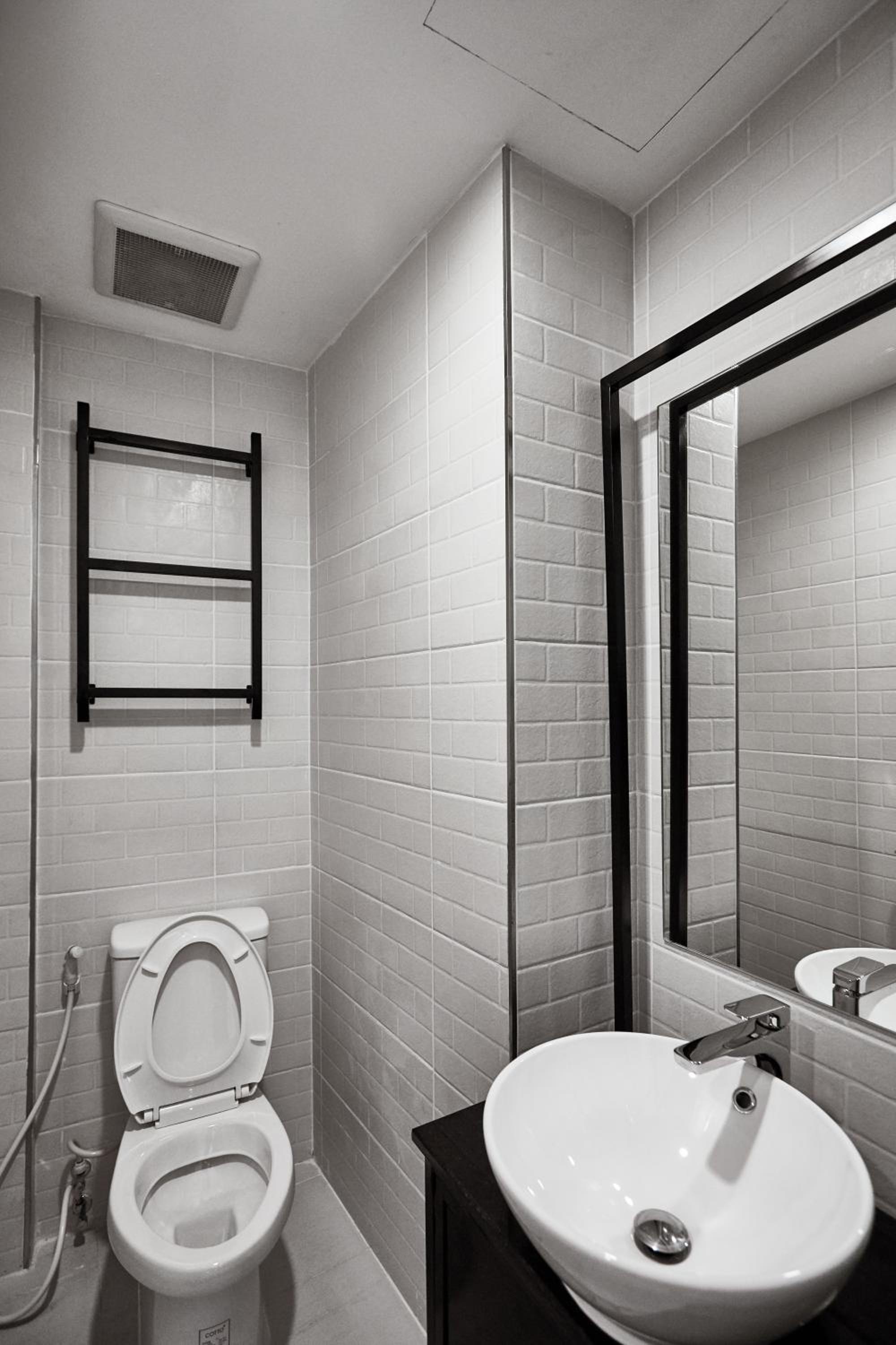 Small Single Room photo 3