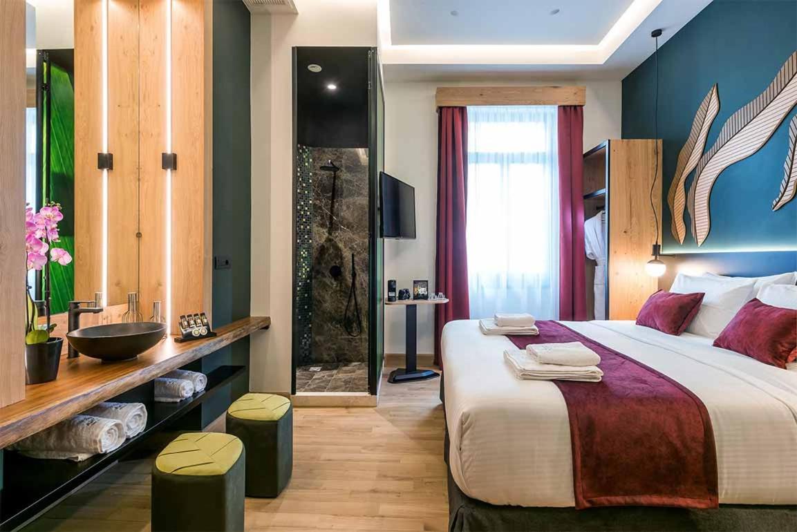 Signature Room - Photo 3