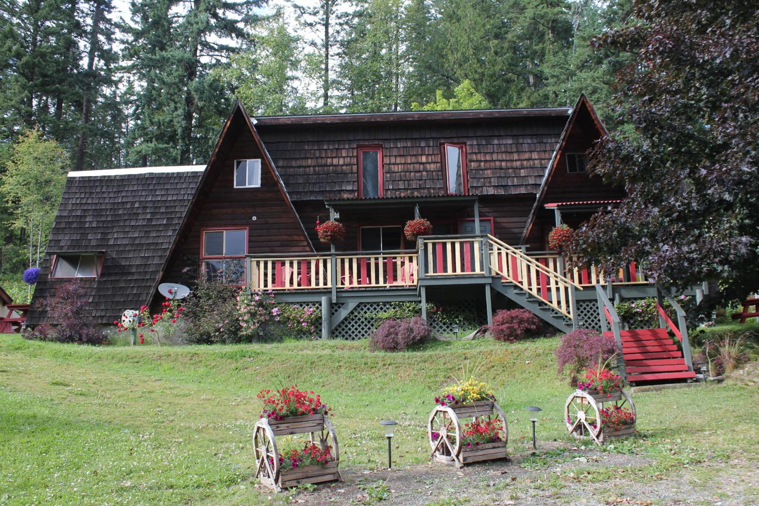 Two-Bedroom Chalet photo 1