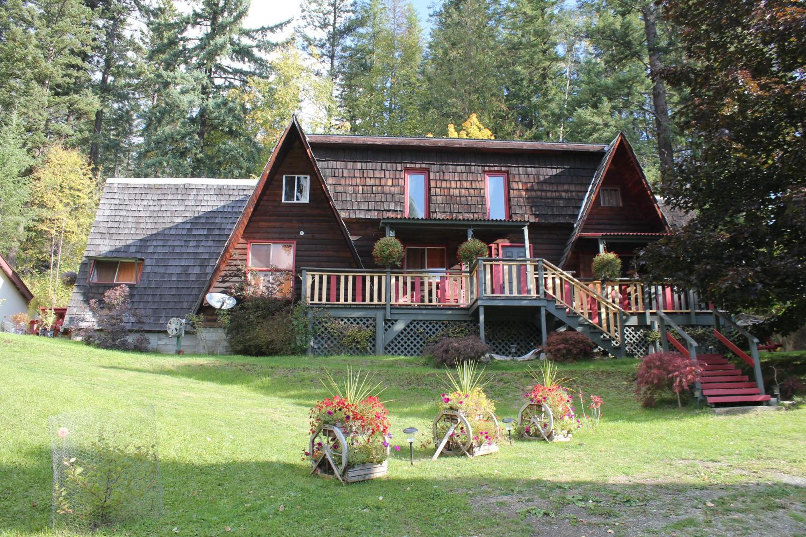 Two-Bedroom Chalet photo 2