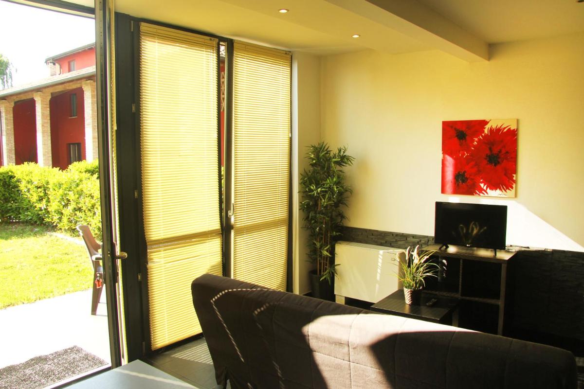 Apartment with Garden View photo 3