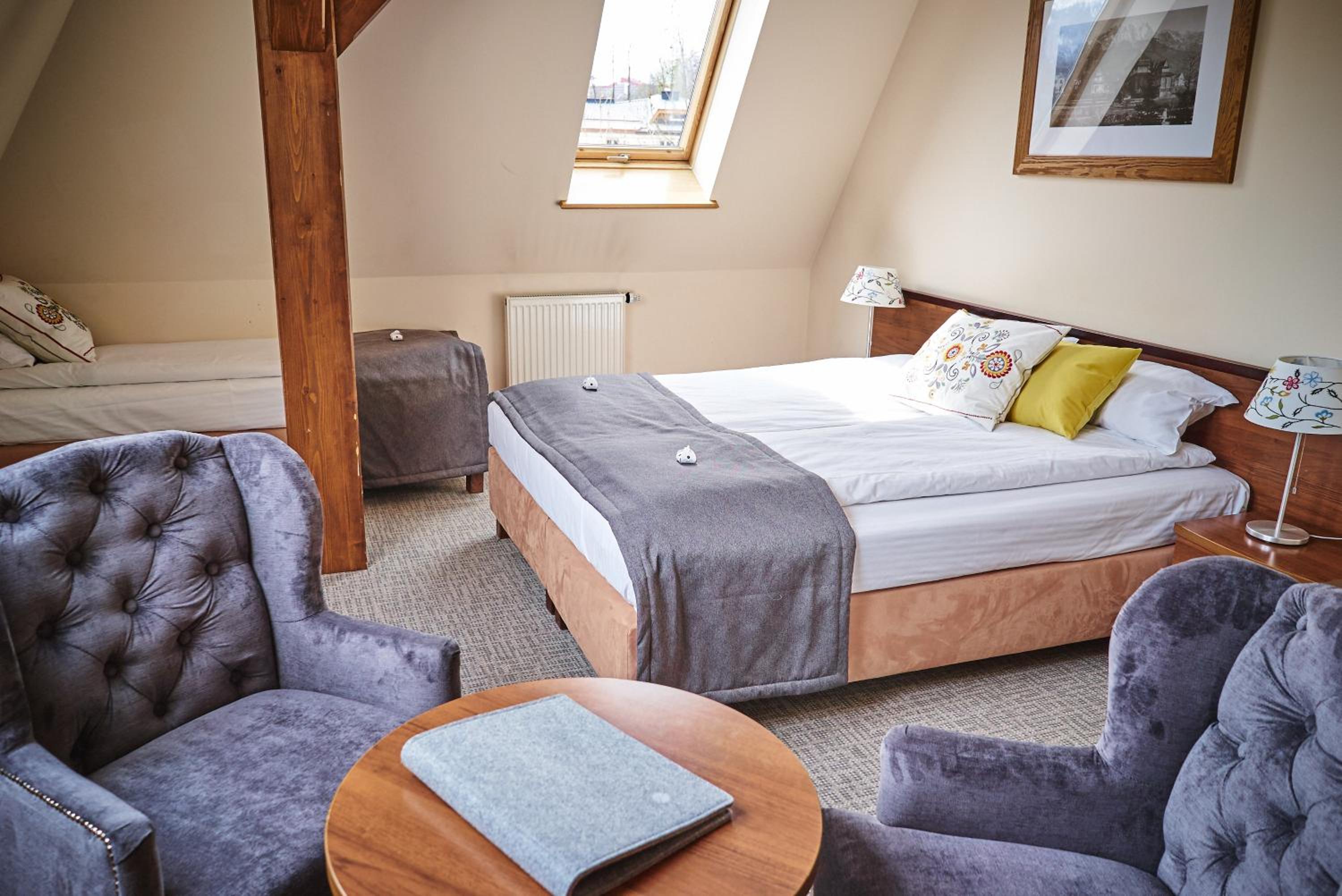 Triple Room - Photo 21