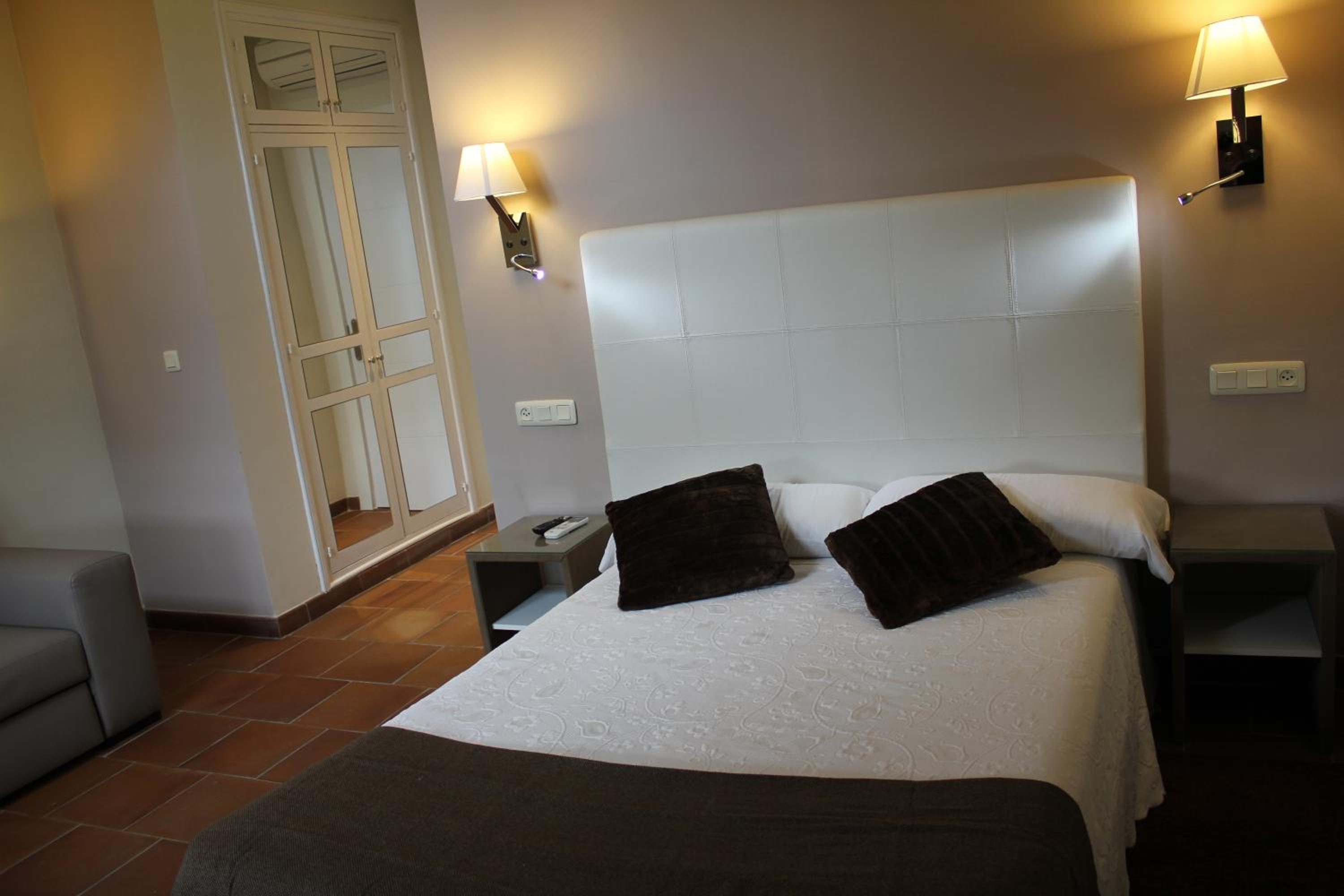 Habitación Doble o con Dos Camas