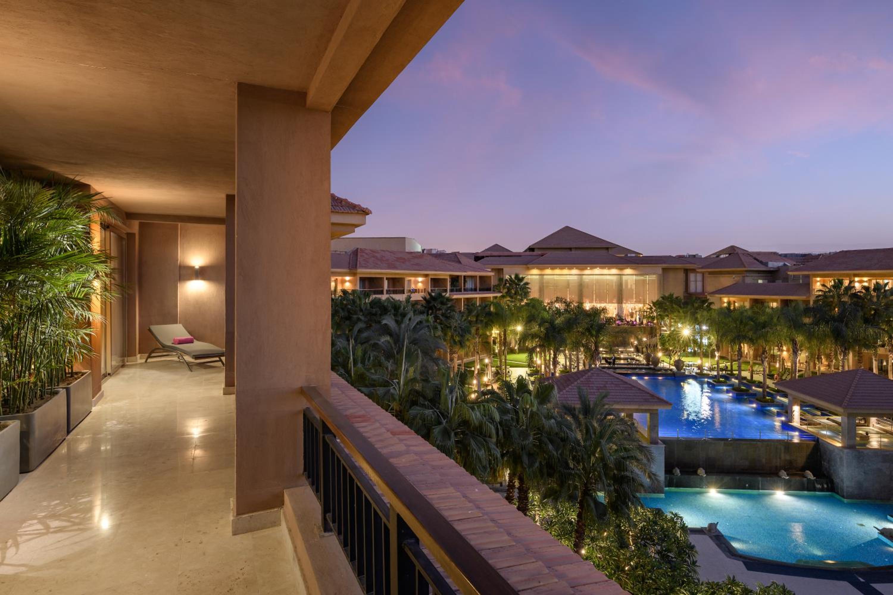 Panoramic Suite thumbnail 5