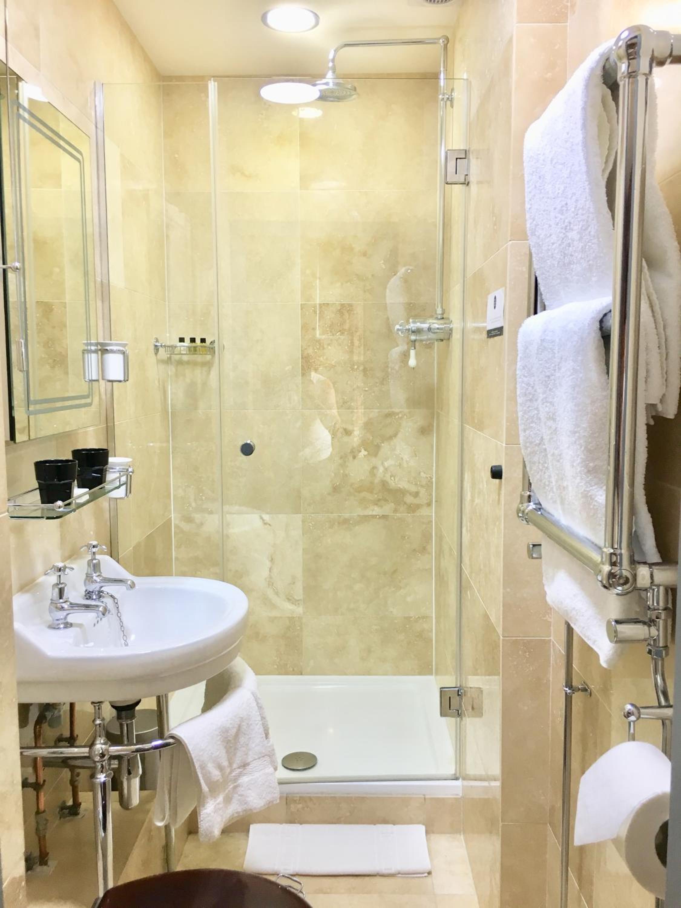 Double Room - Photo 2
