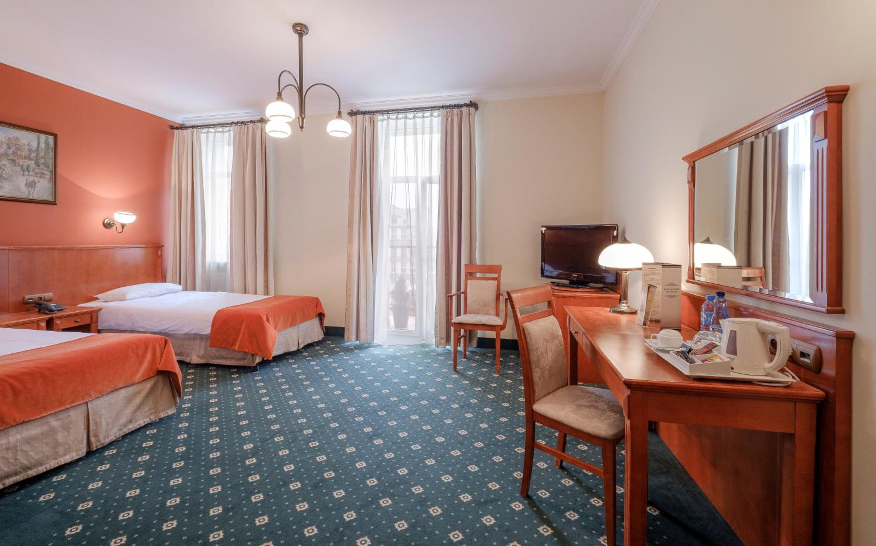 Twin Room - Photo 1