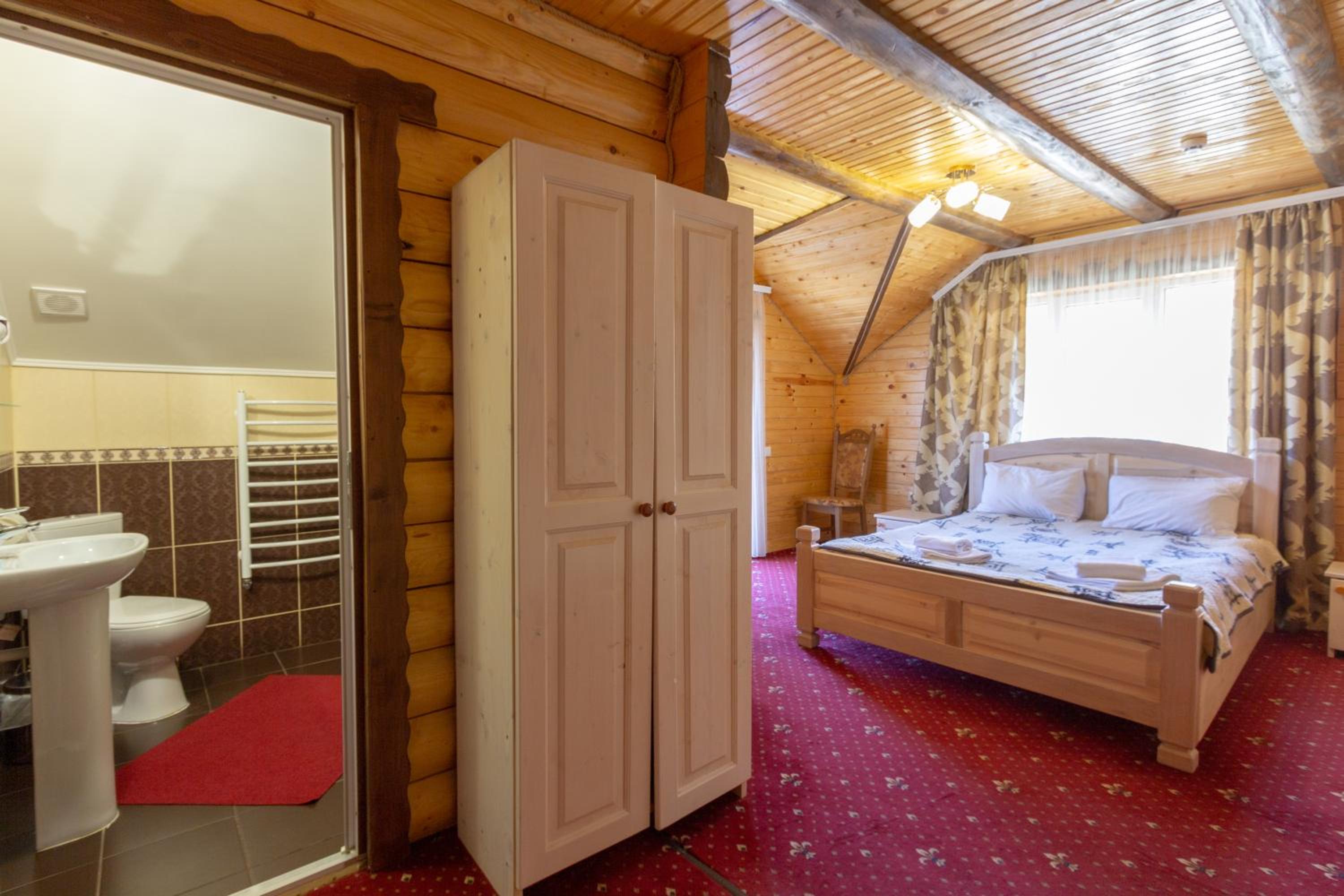 Junior Suite with Balcony photo 2