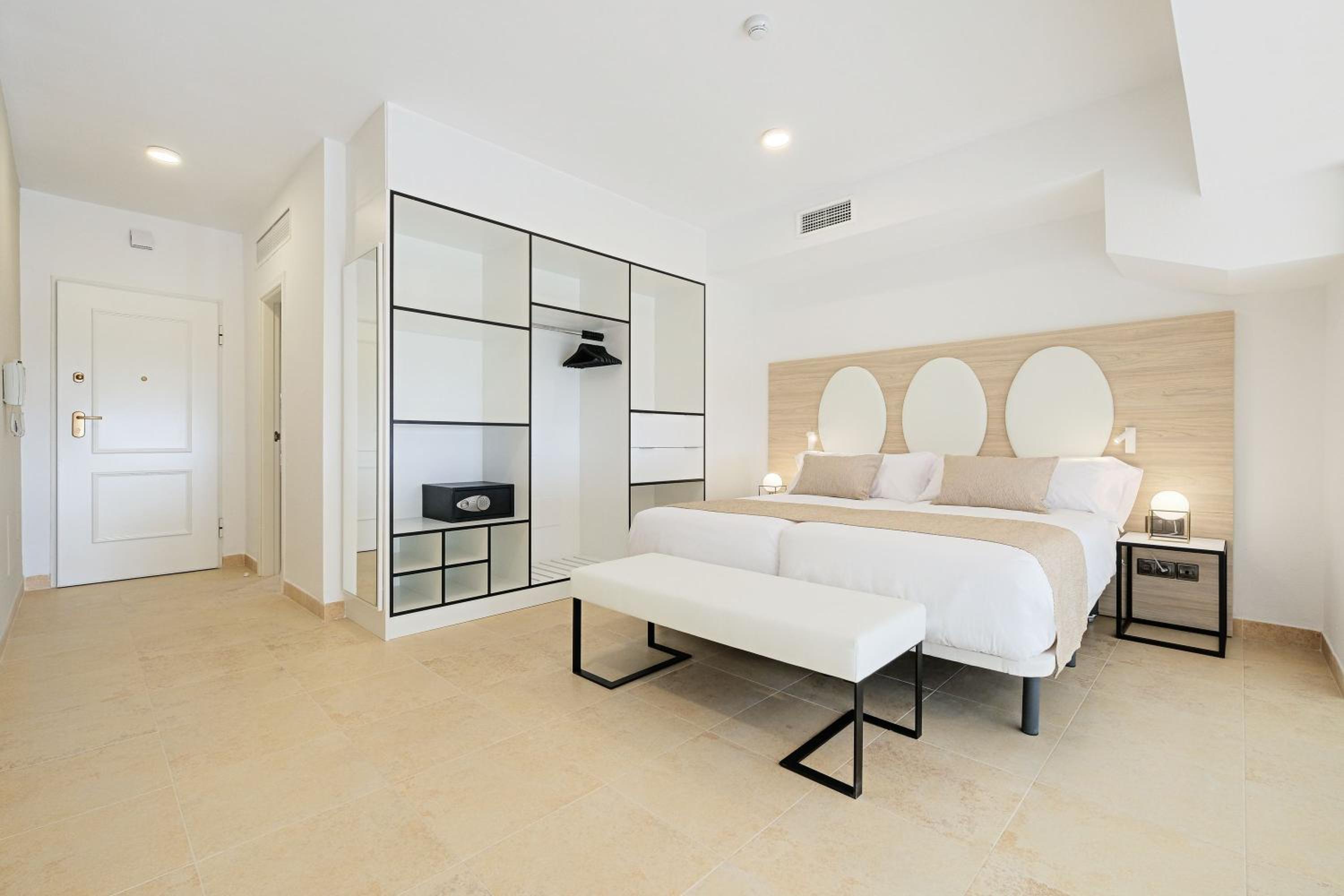Superior Apartment photo 3