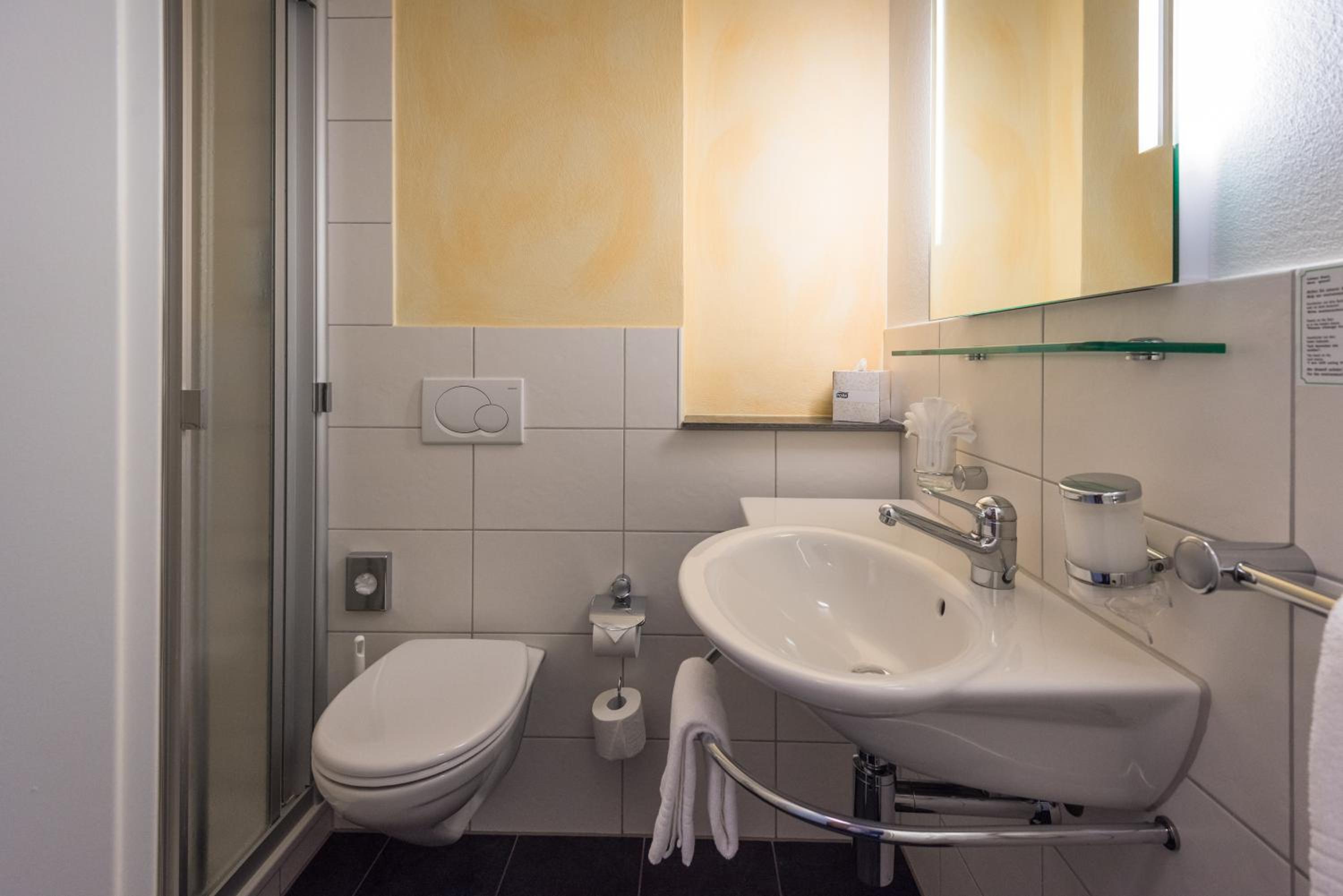 Single Room photo 3