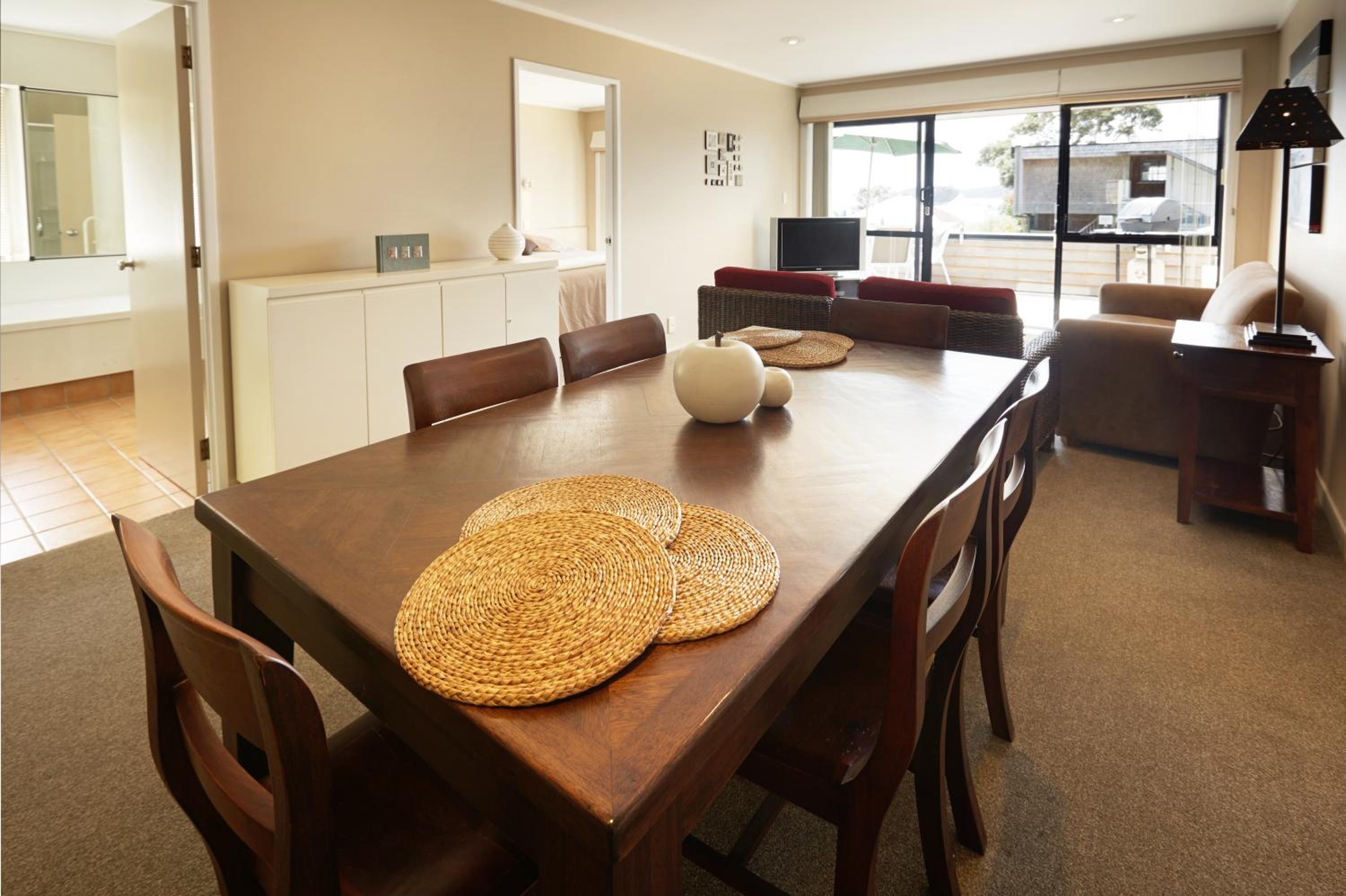 Two-Bedroom Apartment with Pool View - Photo 6