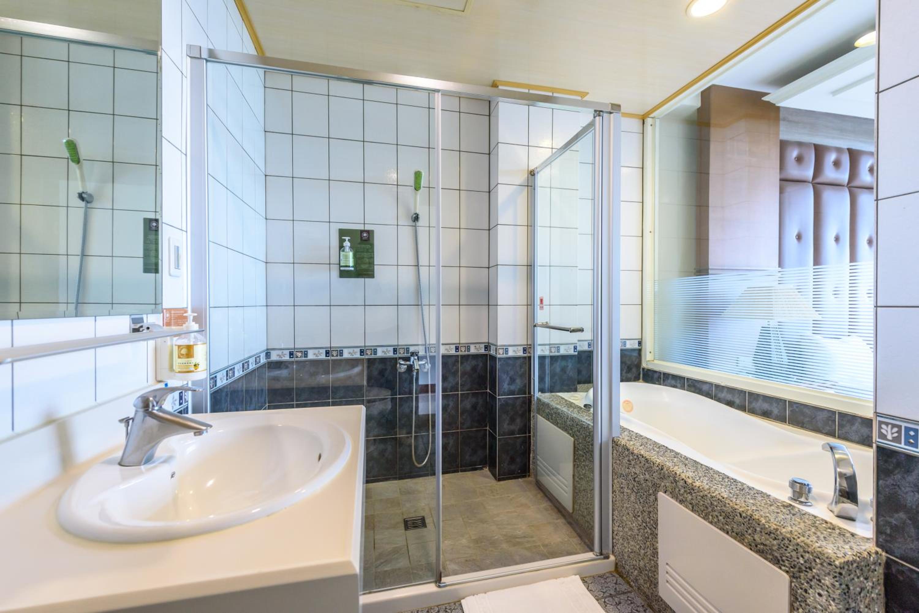Double Room with Balcony photo 2