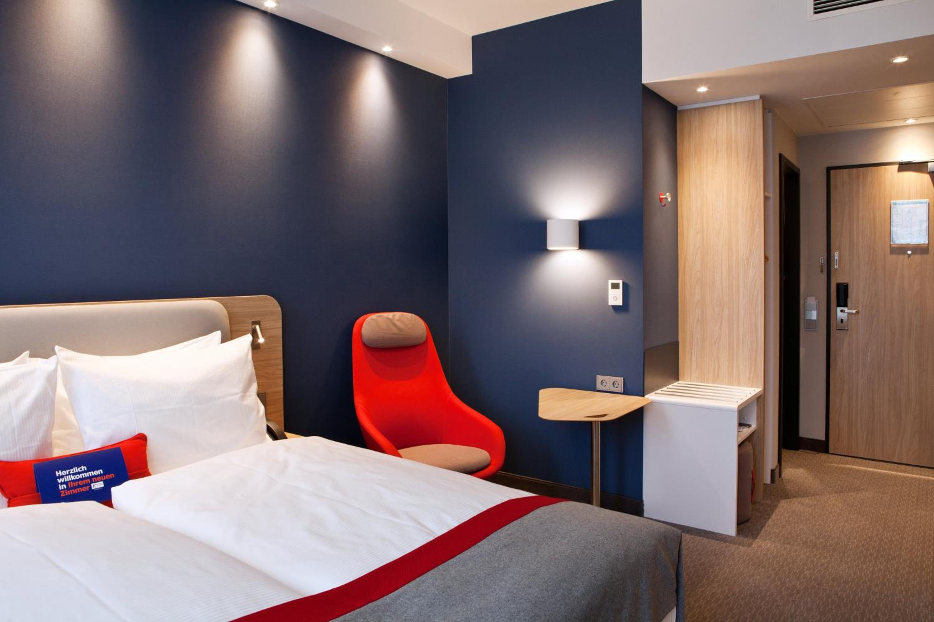 Standard Room photo 2