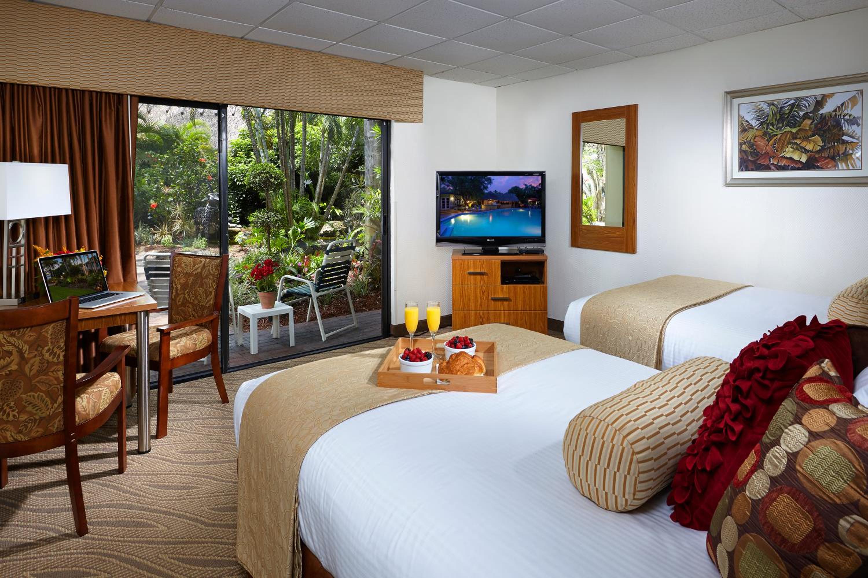Double Room with Two Double Beds - Non-Smoking - Photo 7