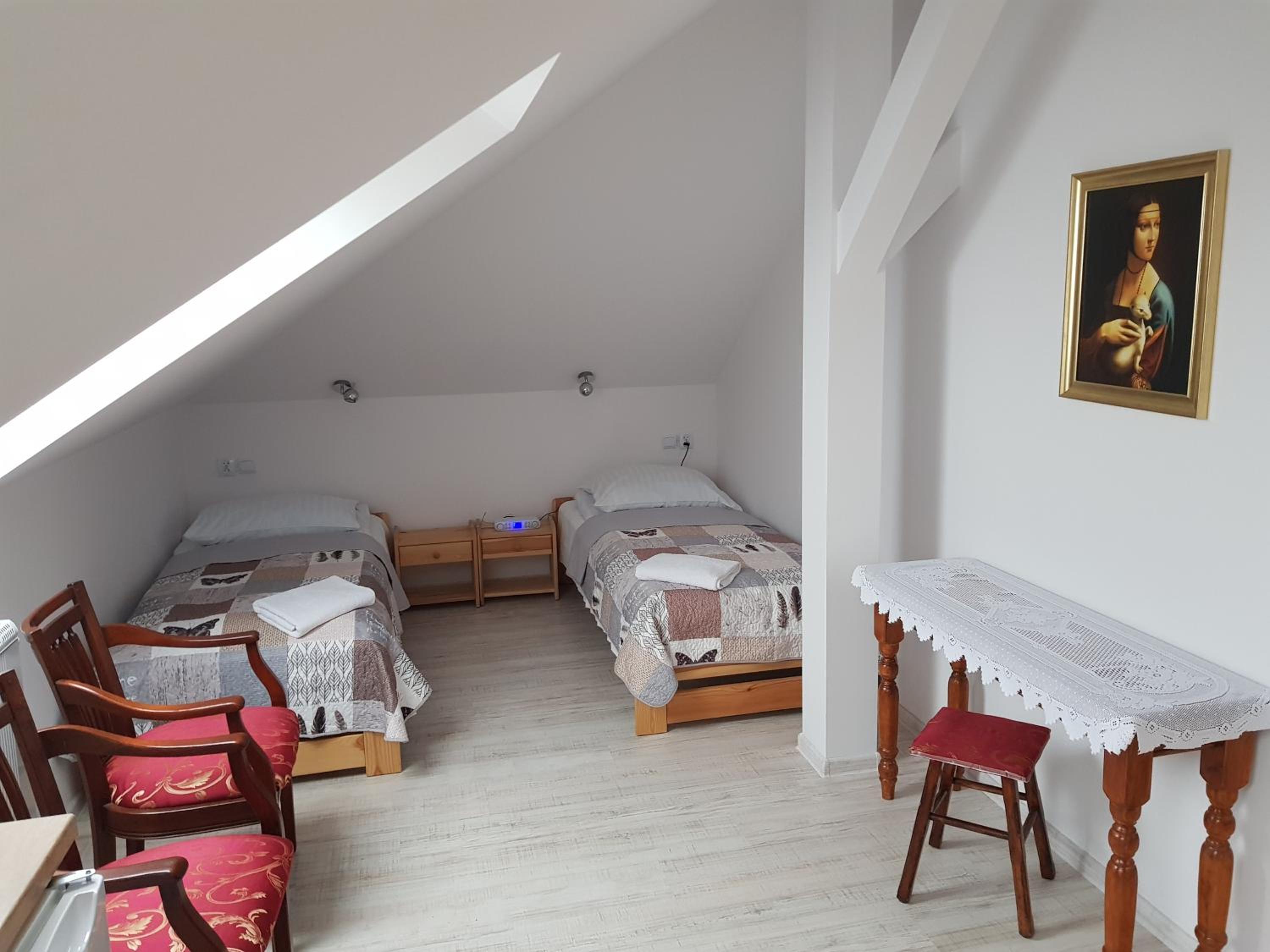 Small Single Room photo 1