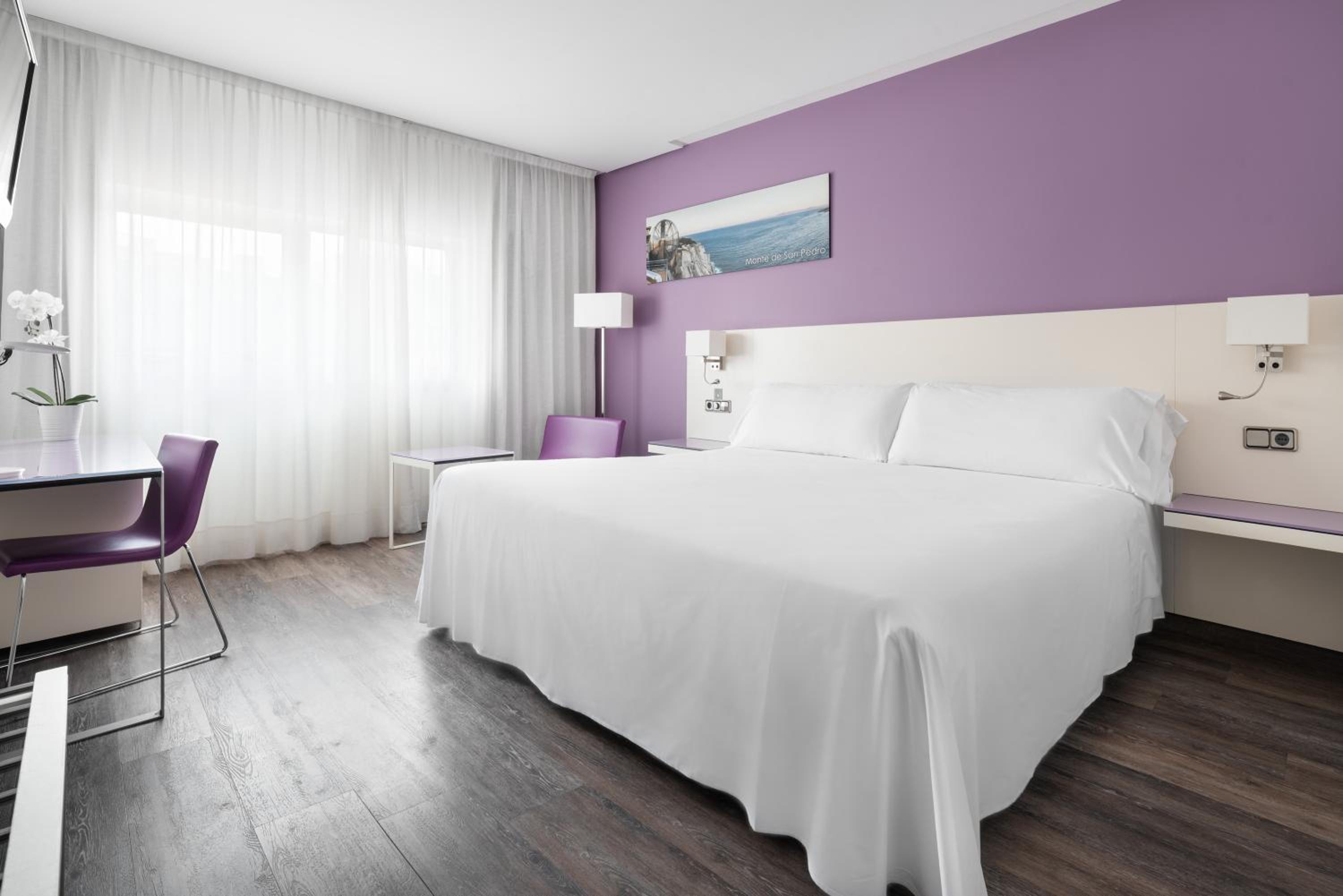 Double or Twin Room - Photo 1