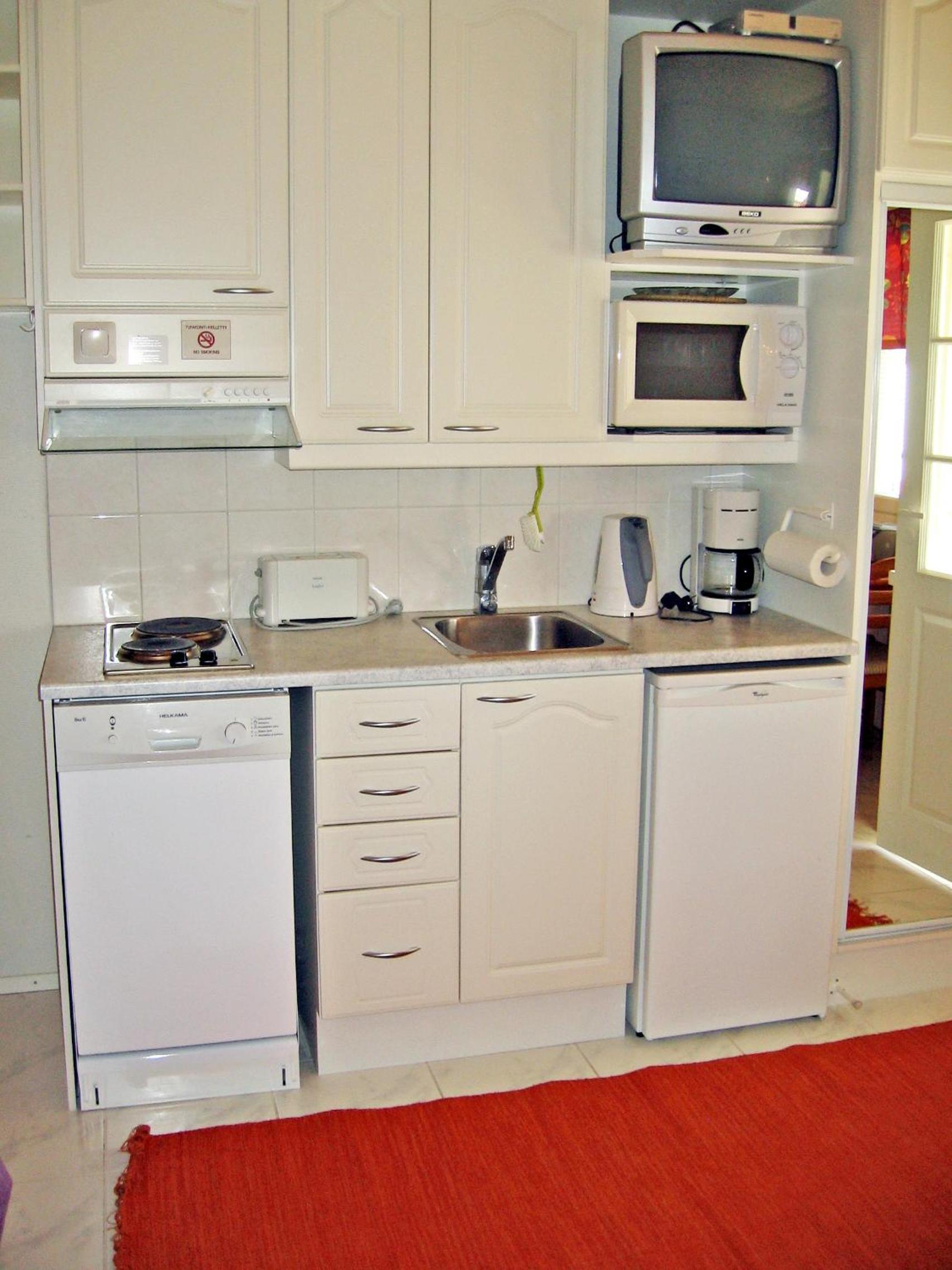 Small Apartment (4 Adults) photo 2
