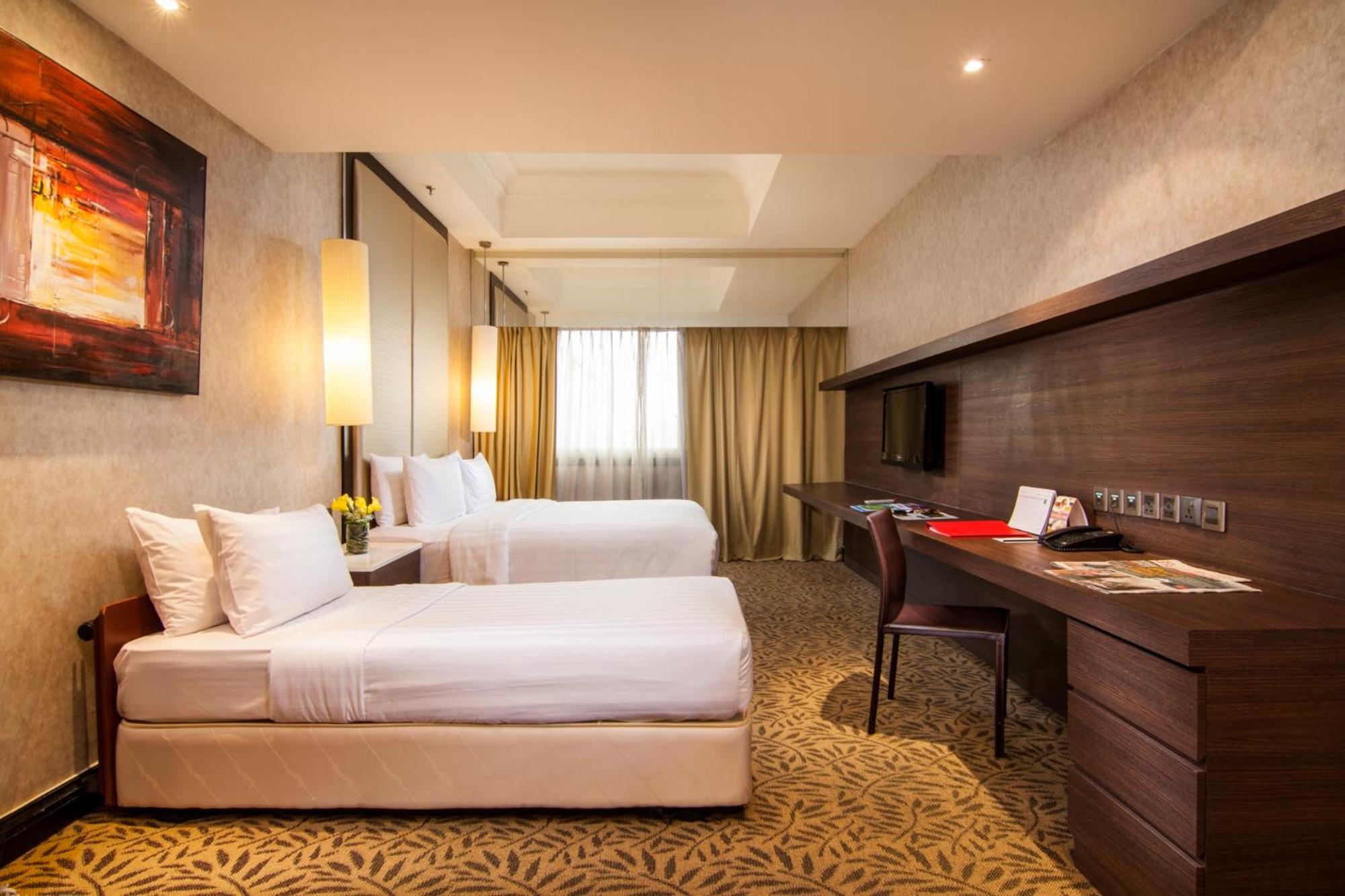 Deluxe Family Room