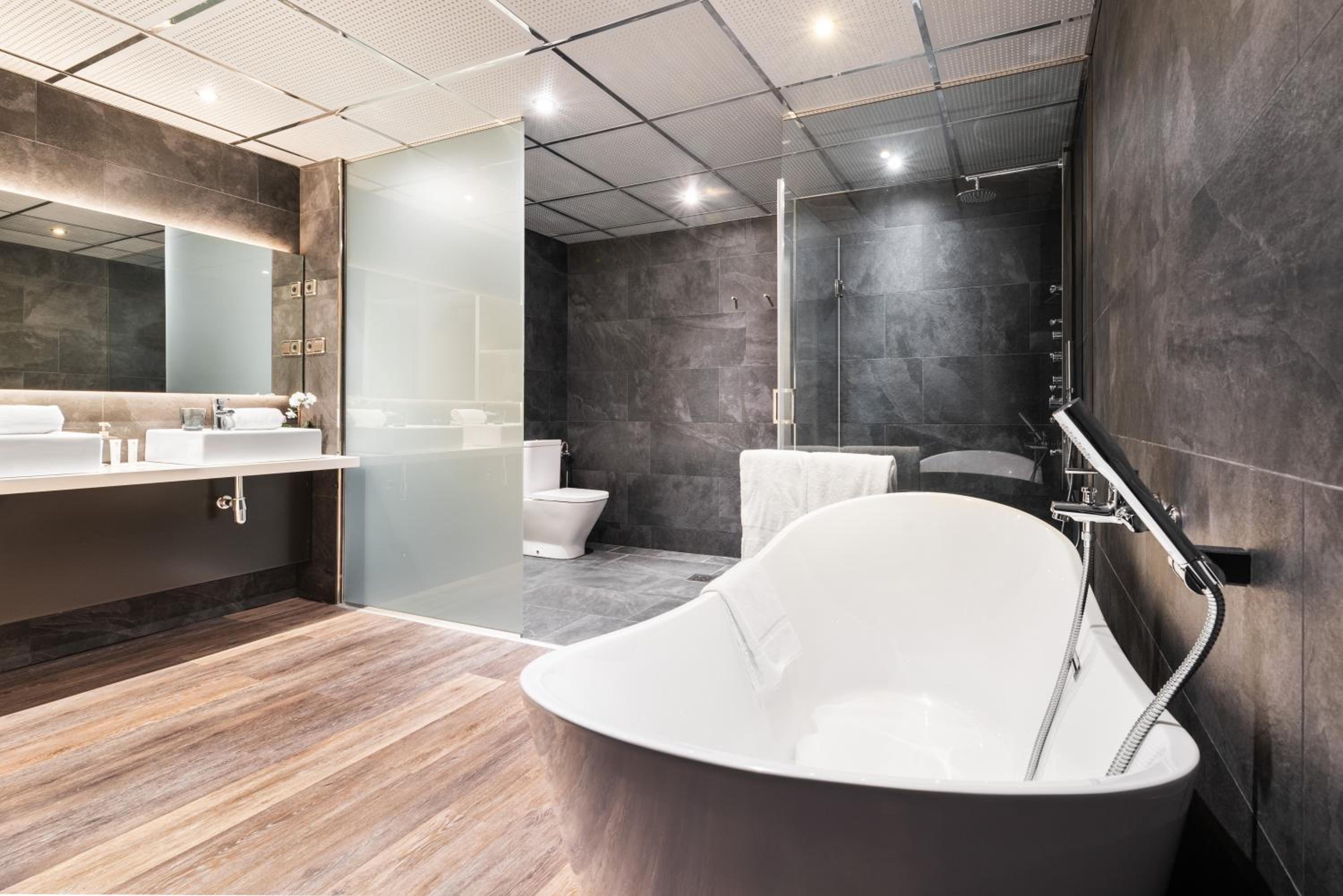 Premium Superior Room - Photo 5